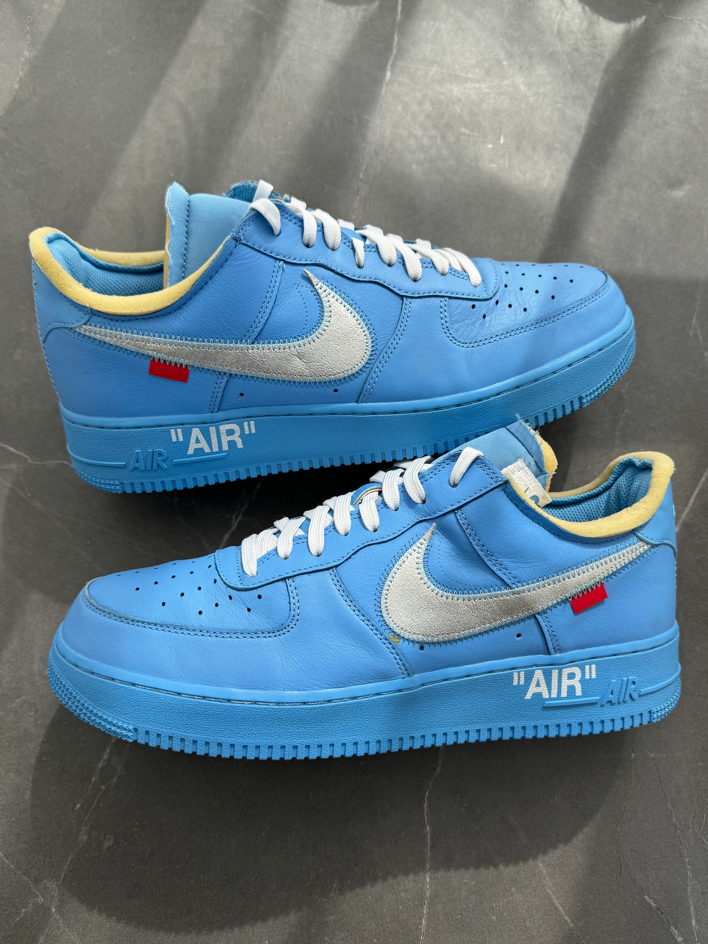 Air Force 1 Low Off-White University Blue MCA US12