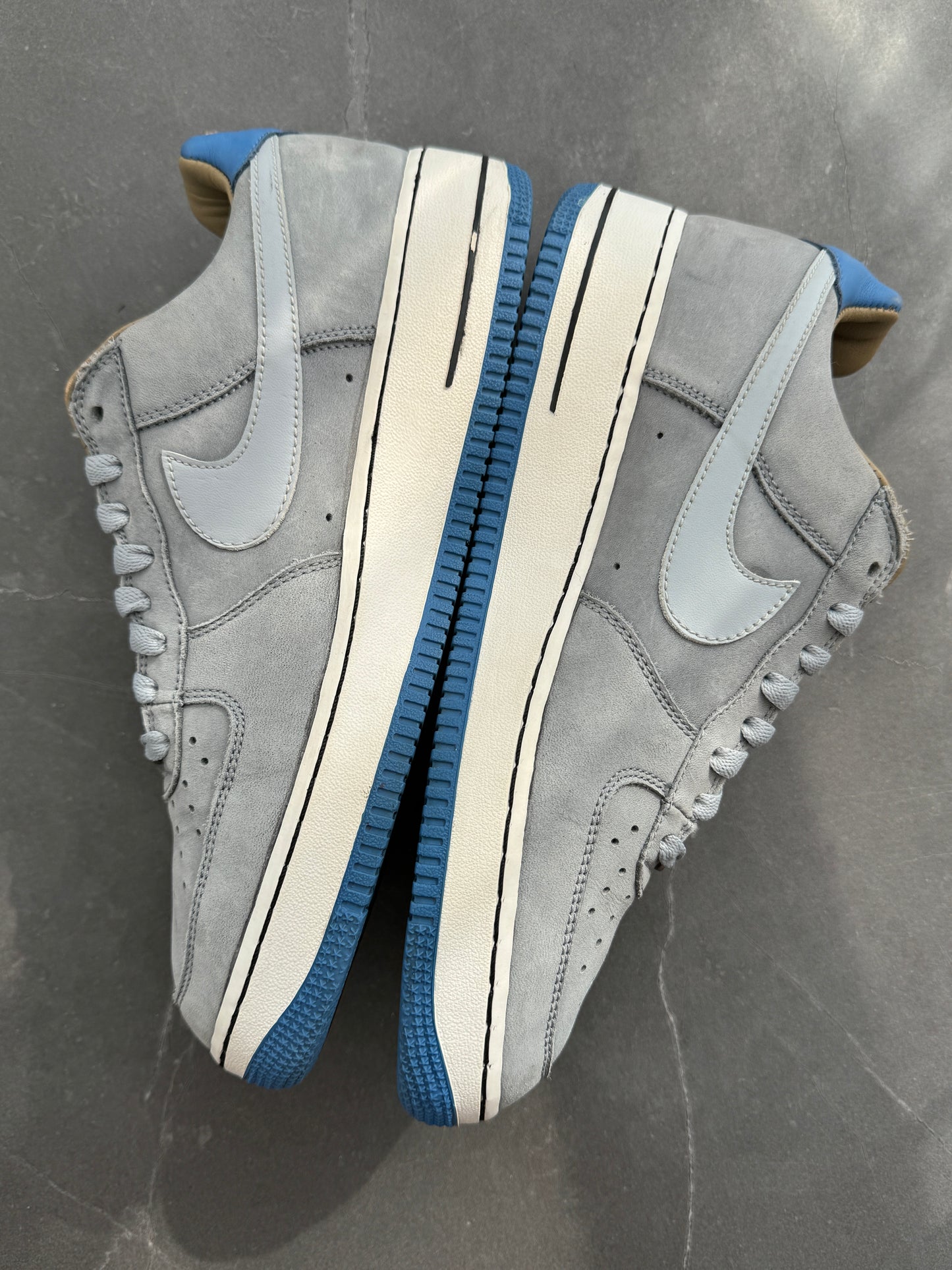 Air Force 1 Low Chamber Of Fear Complacency 2004