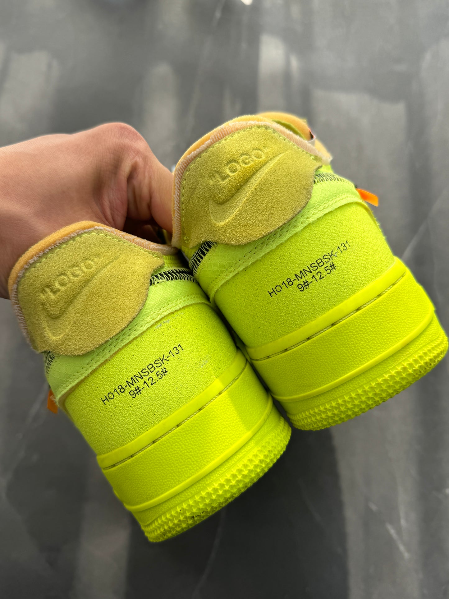 Air Force 1 Low Off-White Volt US9.5