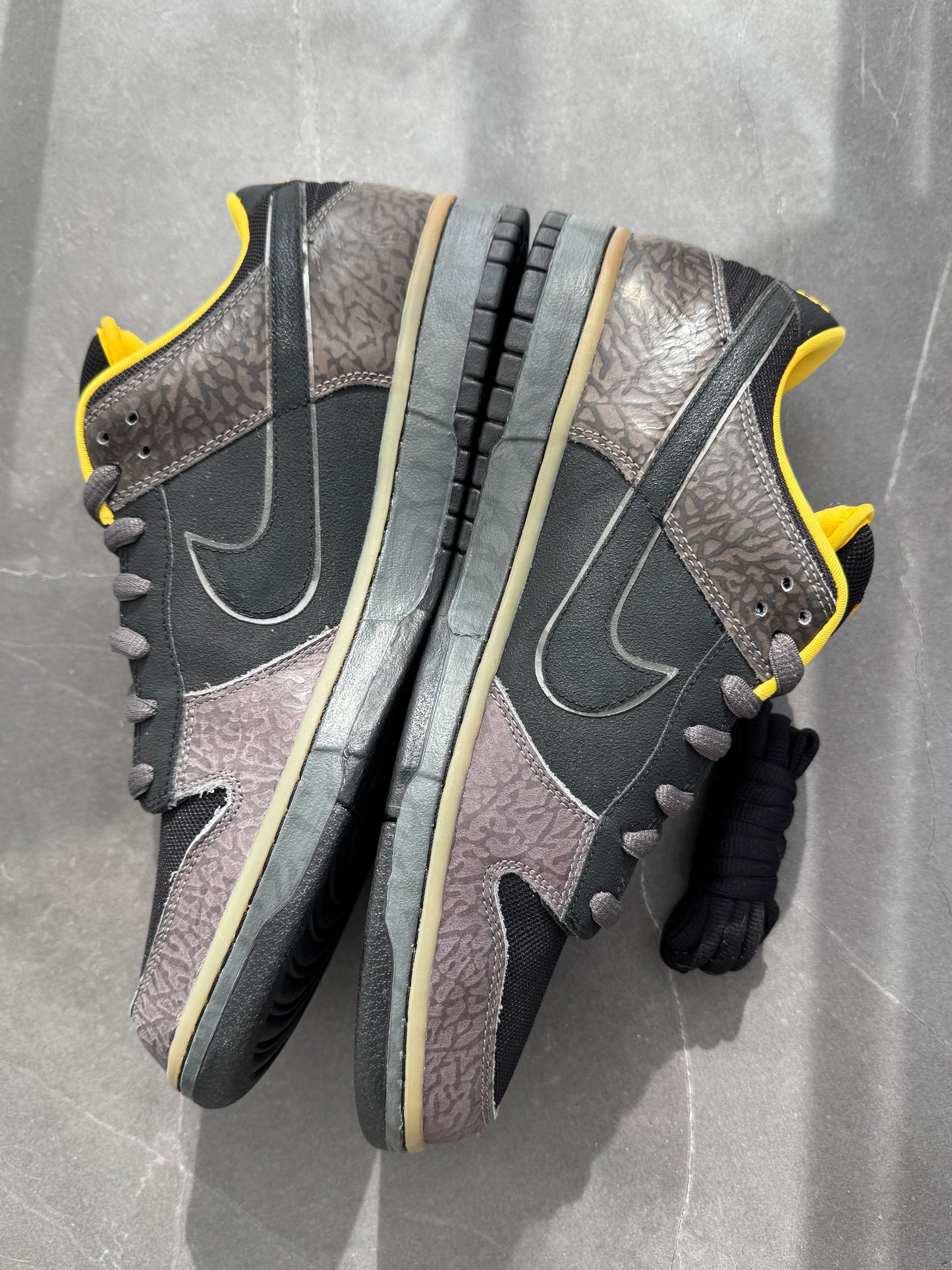 Dunk Low Premium SB Yellow Curb 2010 US12