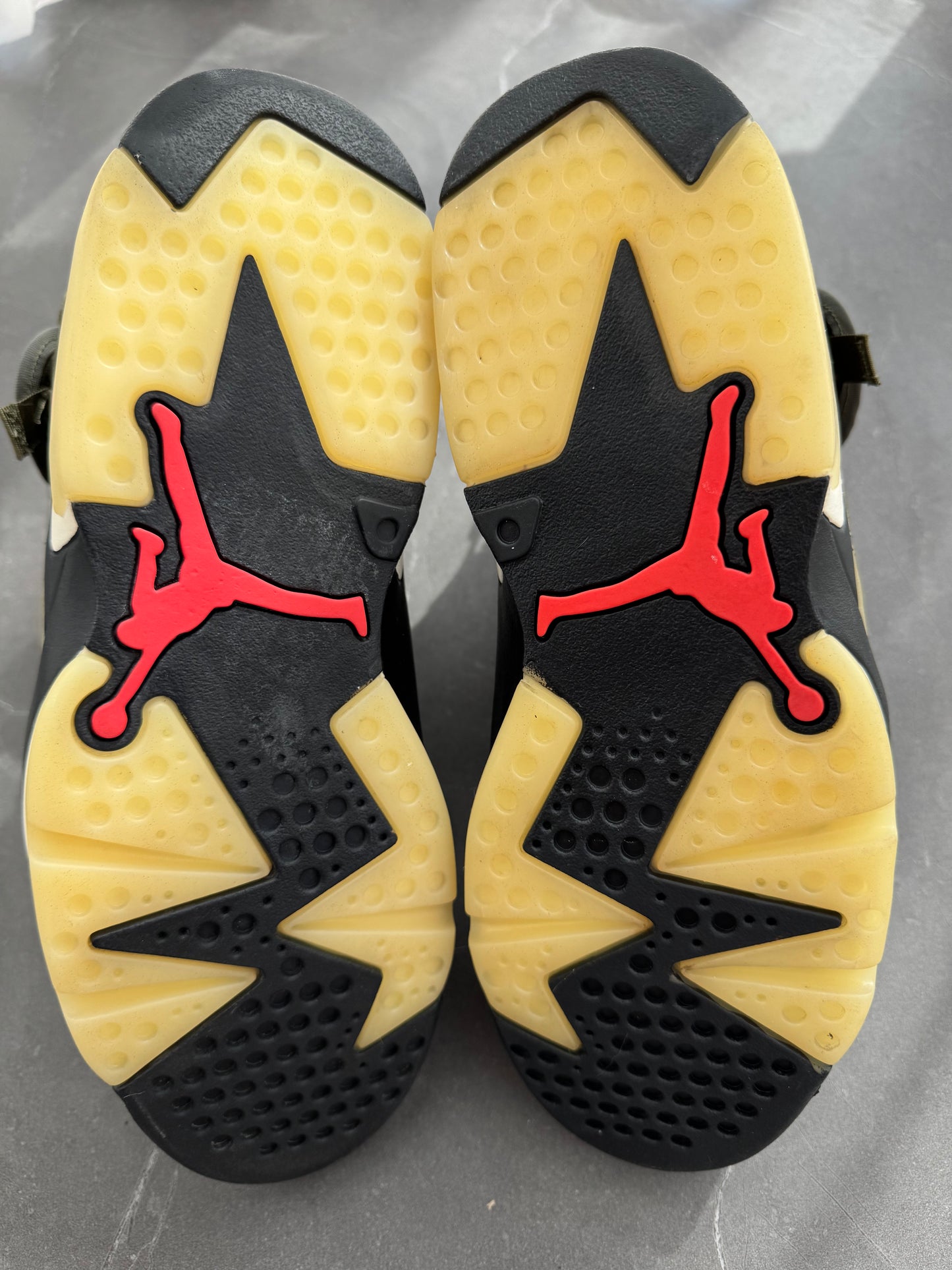 Air Jordan 6 Travis Scott Olive US9.5