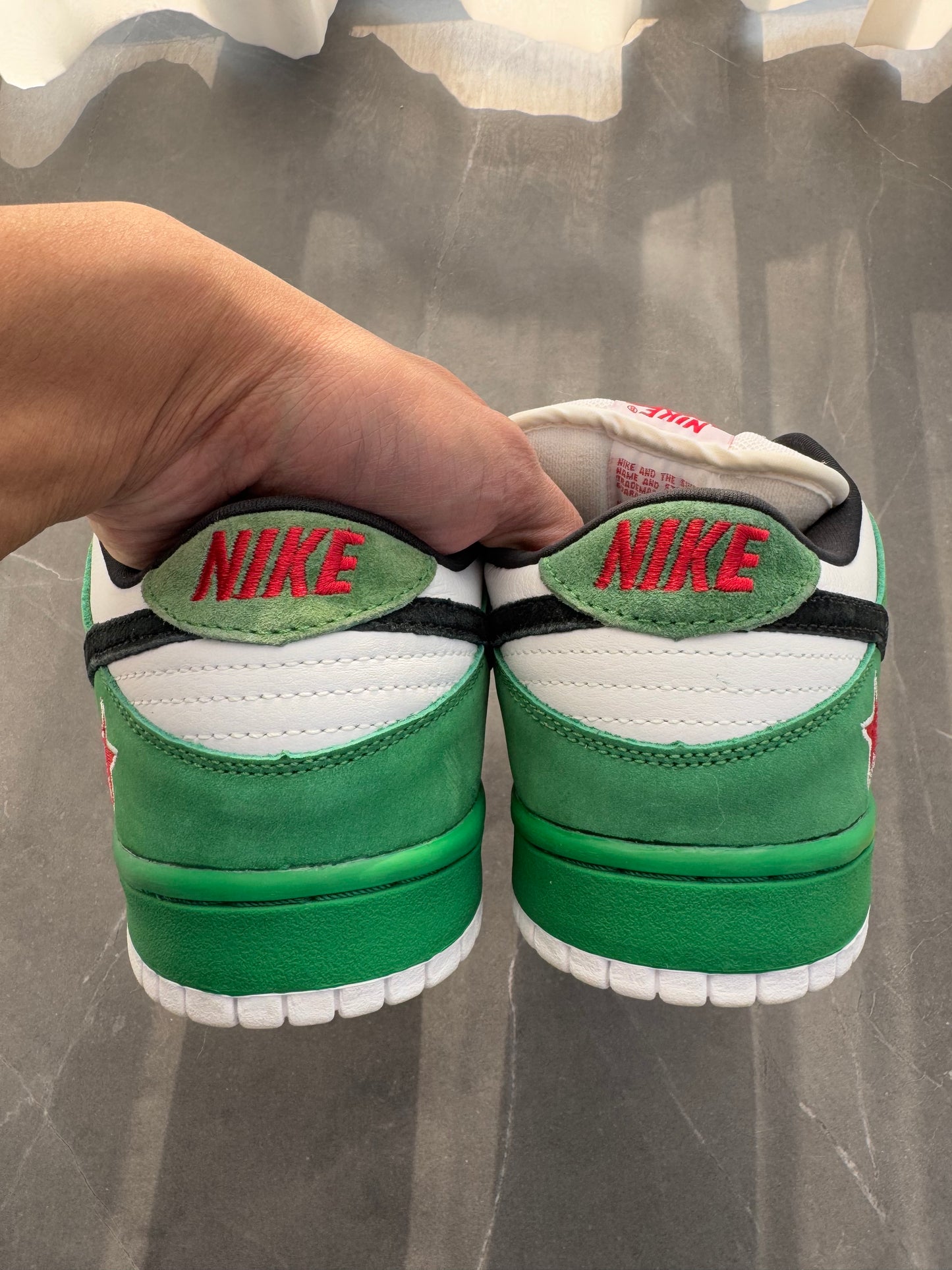 Dunk Low Pro SB Heineken US10