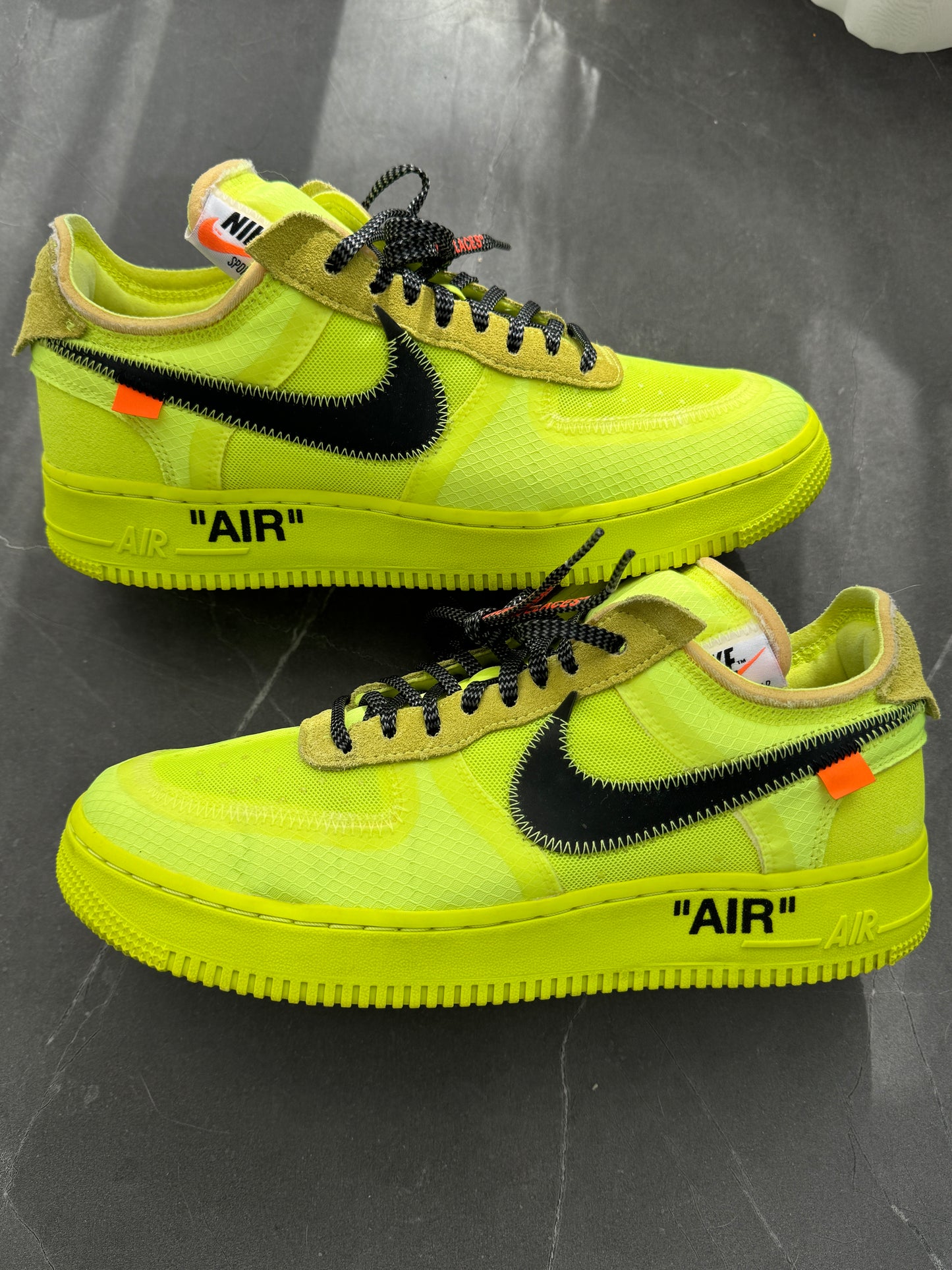 Air Force 1 Low Off-White Volt US9.5