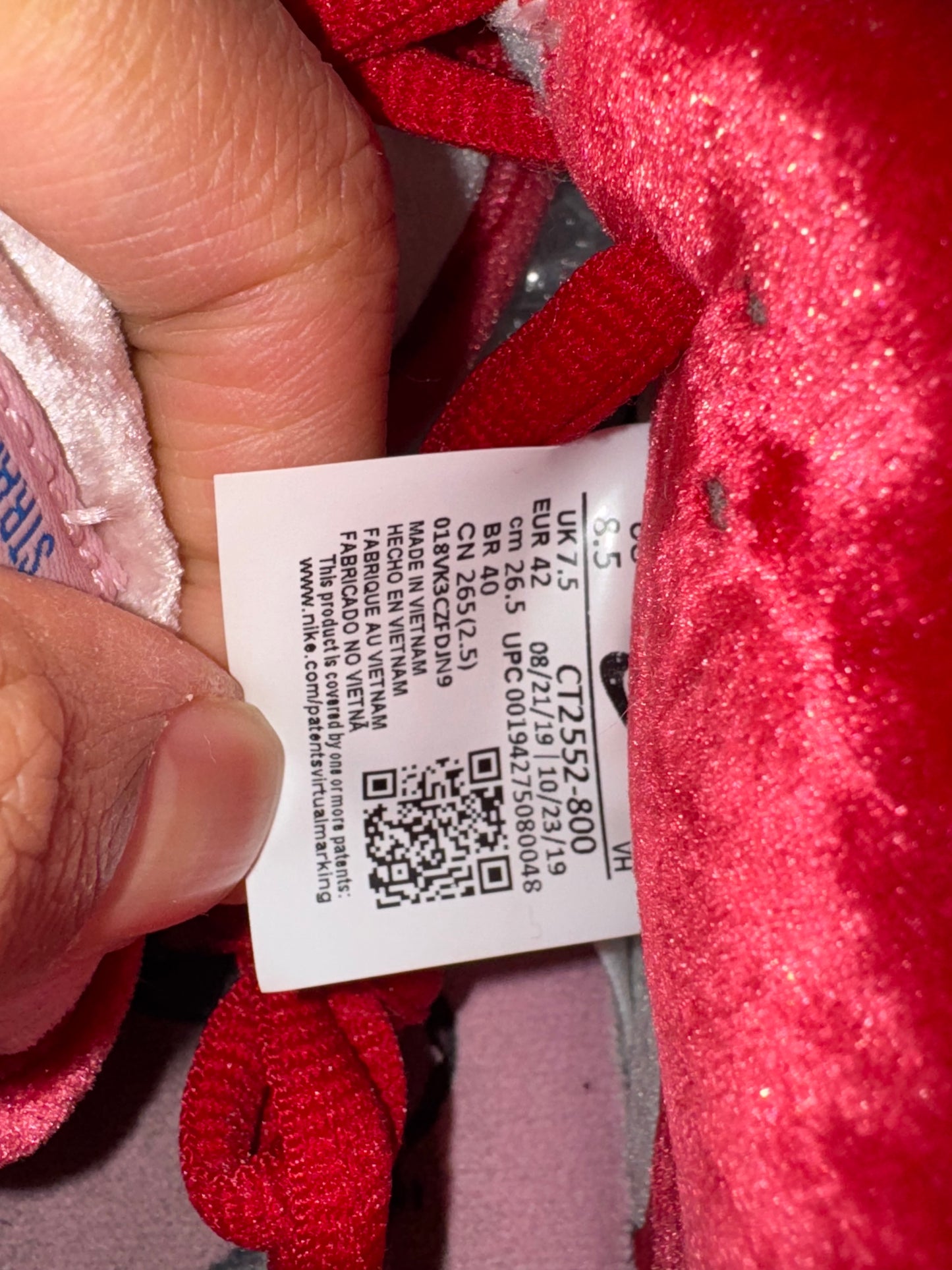 Dunk Low Pro SB Strange Love US8.5