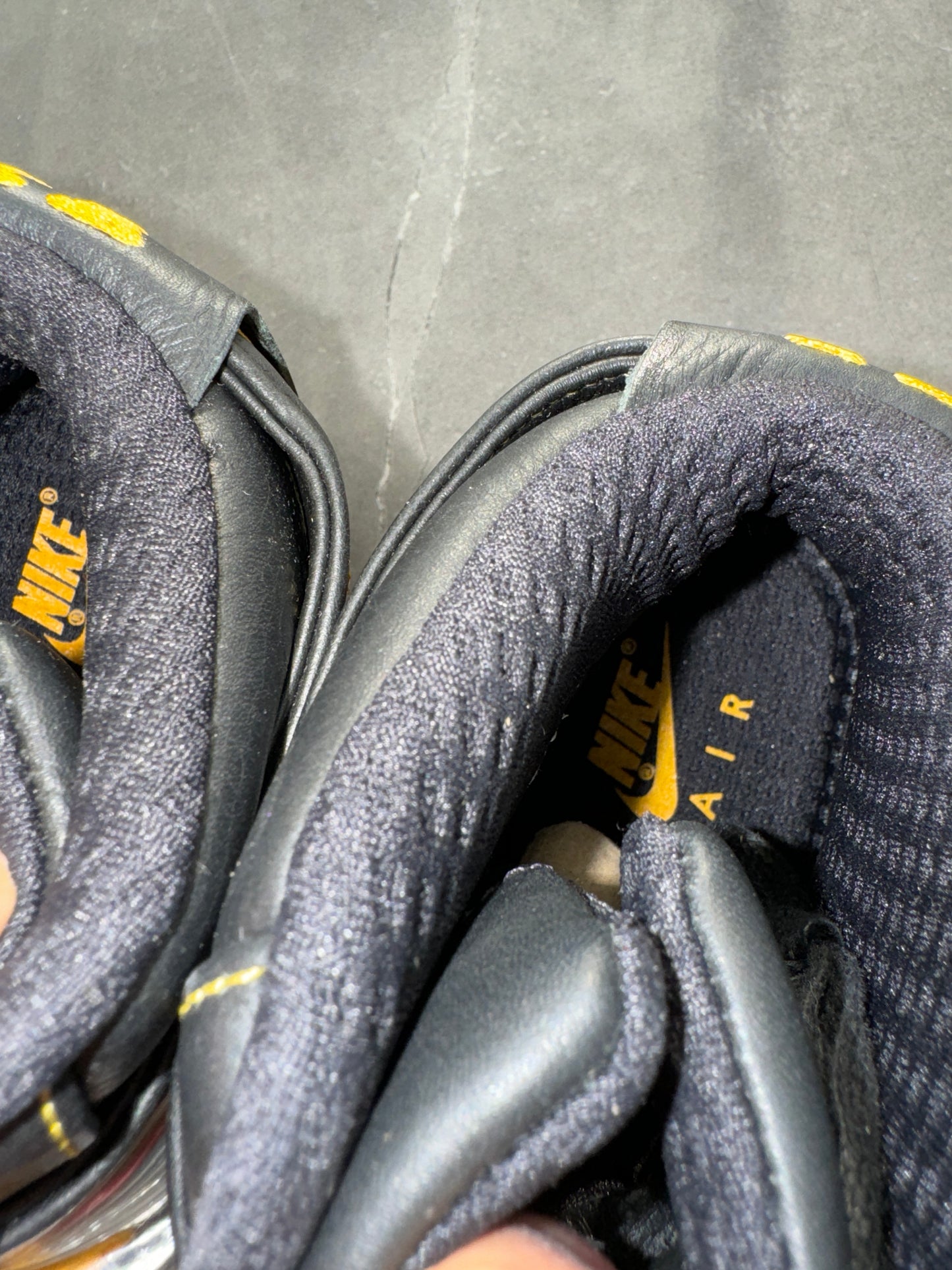 Air Force 1 High Vlone Black University Gold