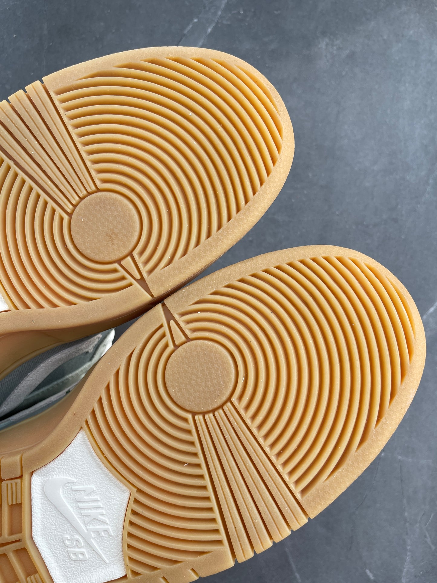 Dunk Low Pro SB Island Green Gum Un-Released Sample
