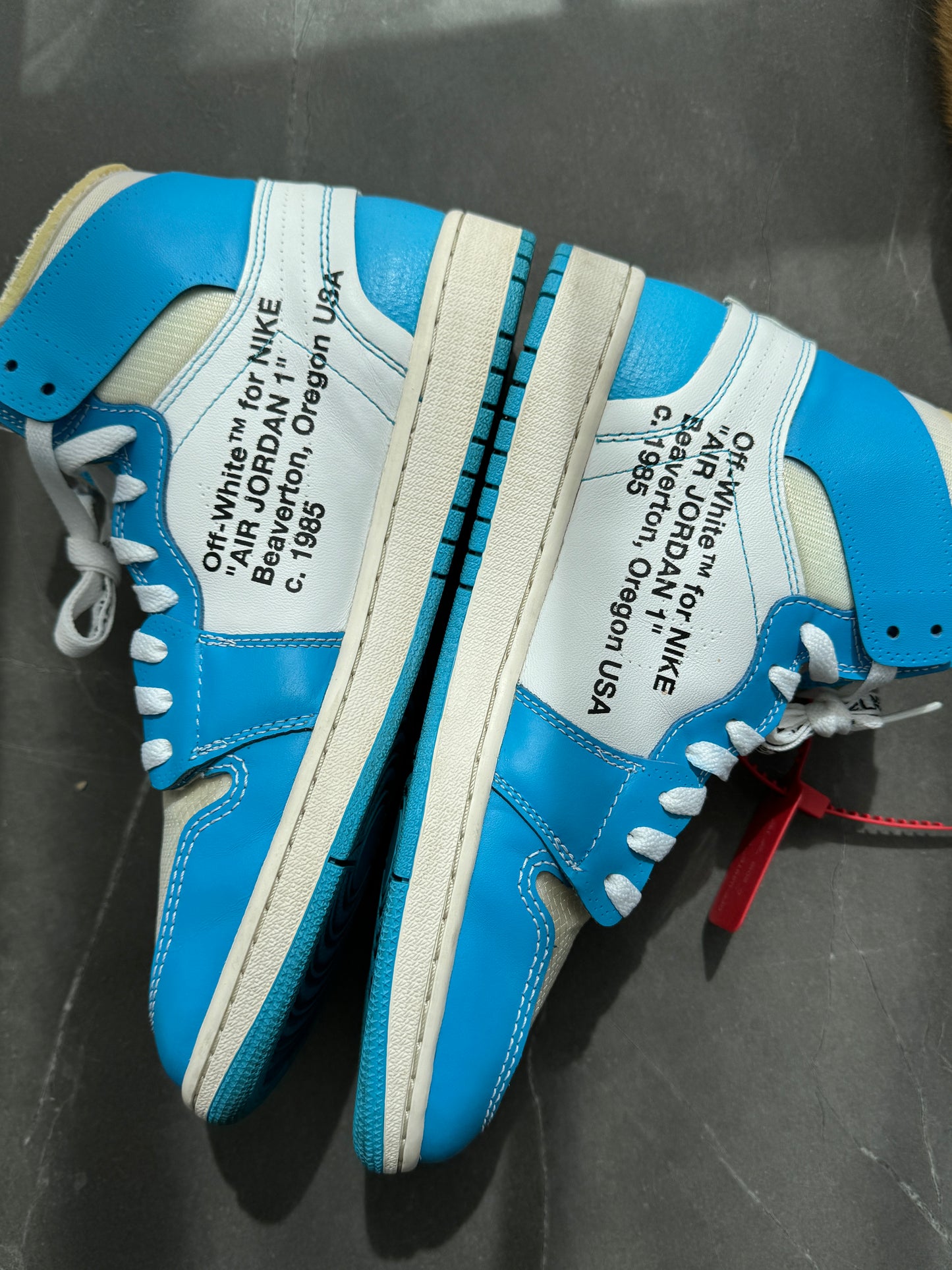 Air Jordan 1 High Off-White University Blue US9.5