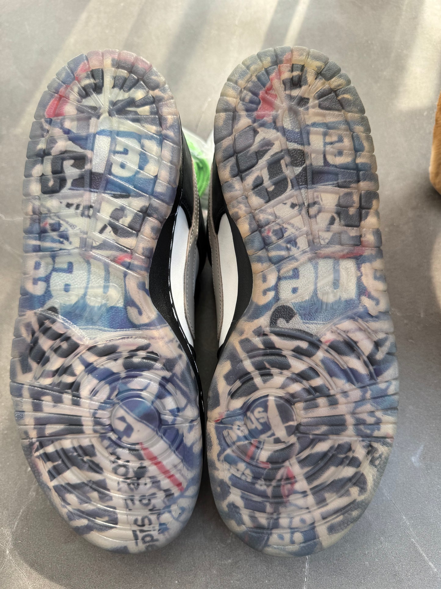 Dunk Low Pro SB Panda Pigeon US8