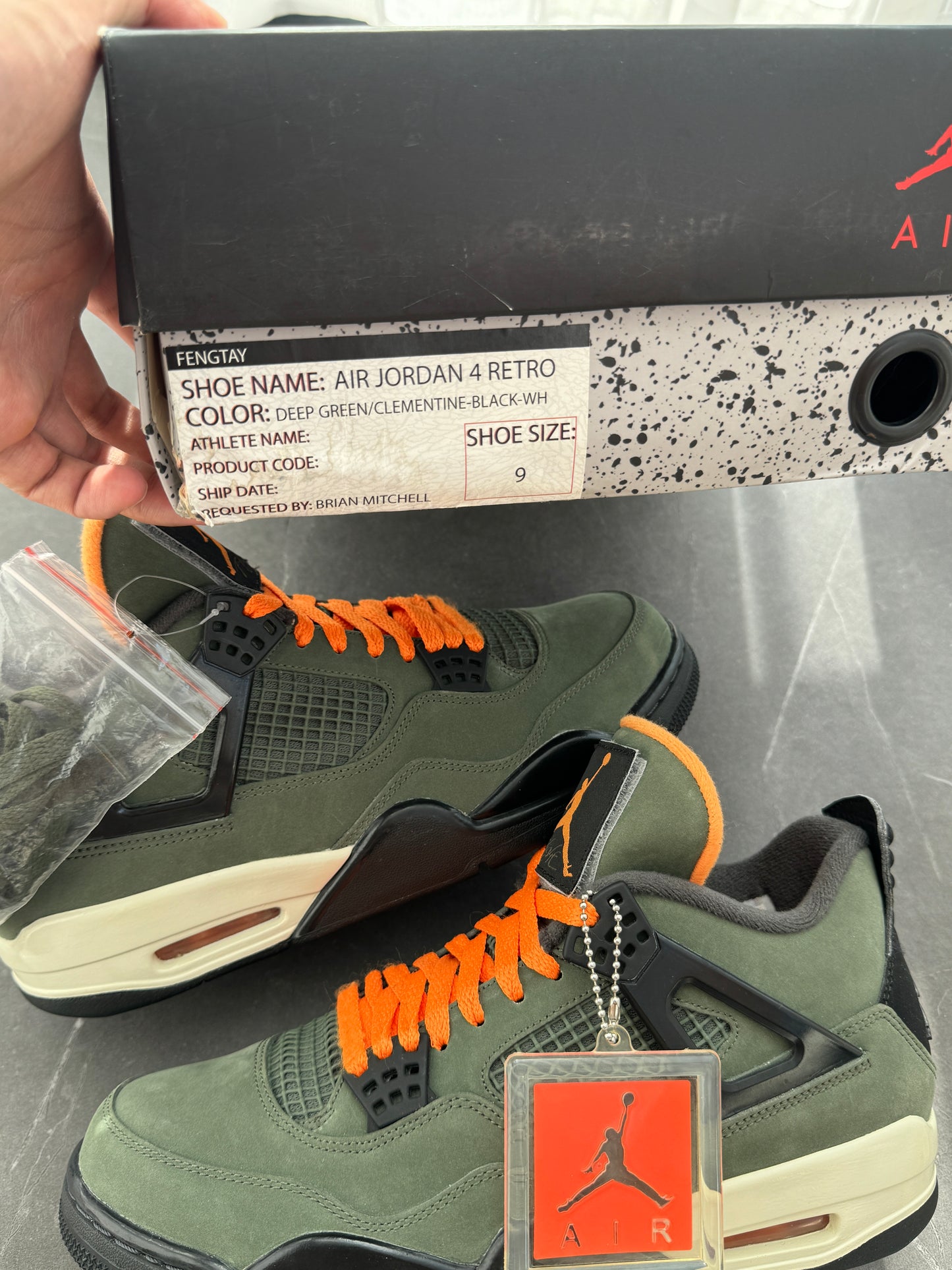 Air Jordan 4 Undefeated 2017