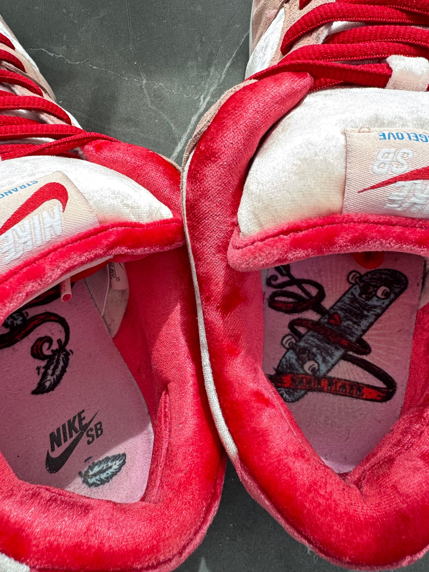 Dunk Low Pro SB Strange Love US11
