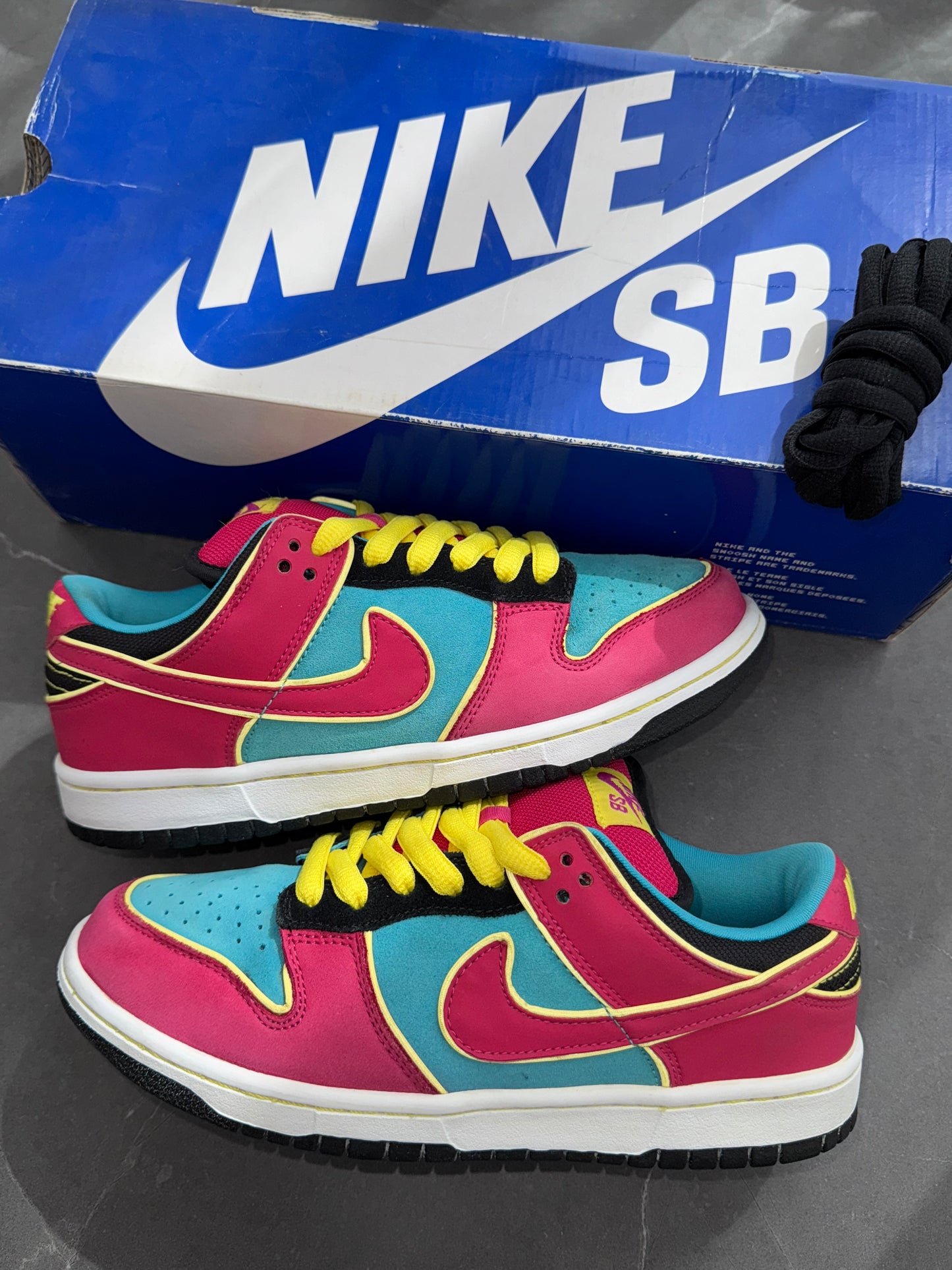 Dunk Low Premium SB Ms Pacman 2009