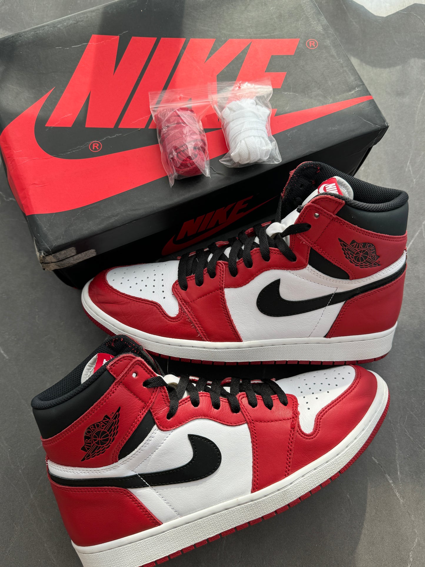 Air Jordan 1 High Chicago 2015 US12