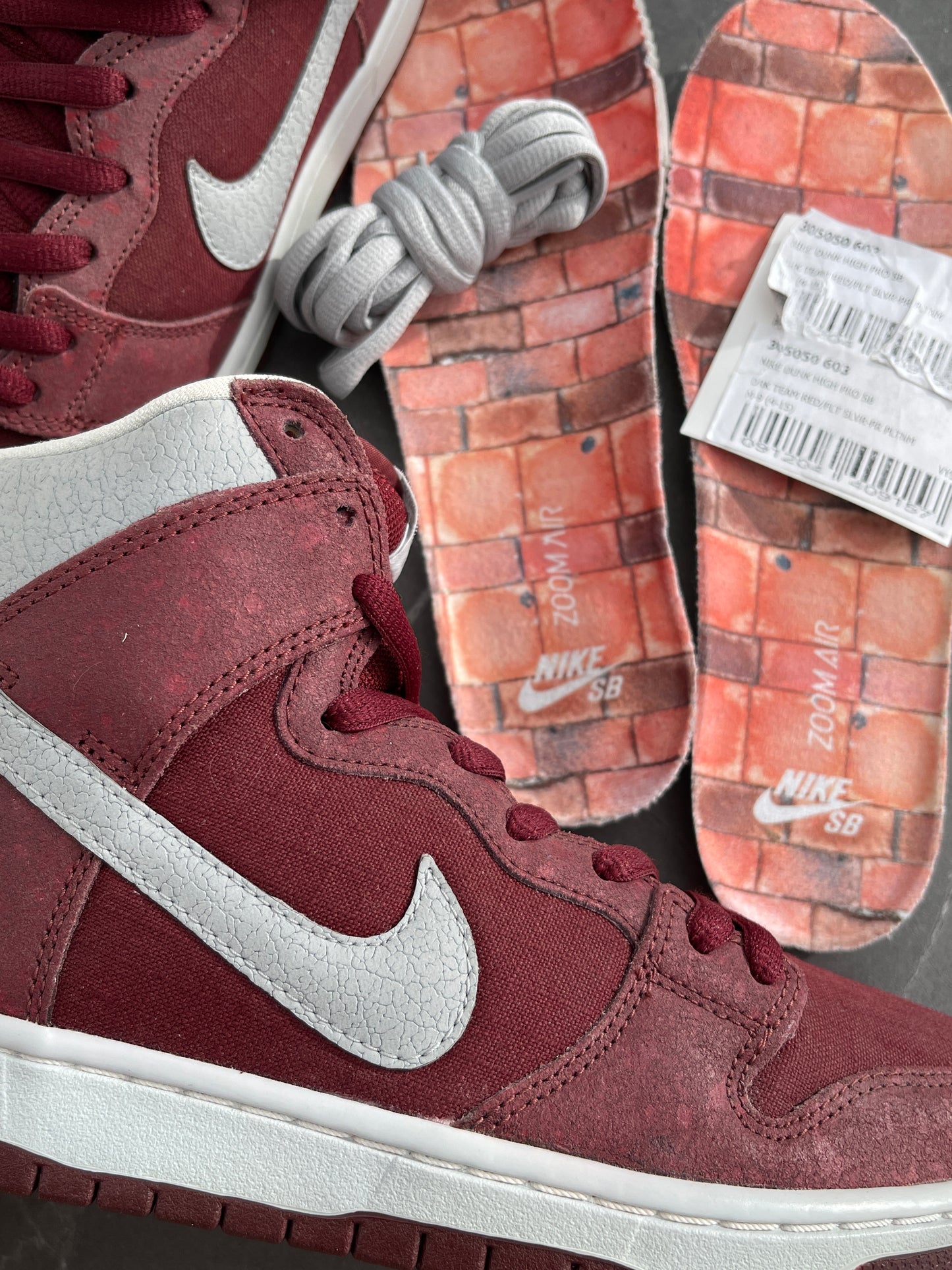 Dunk High Pro SB Brickhouse Cement Print Burgundy SAMPLE