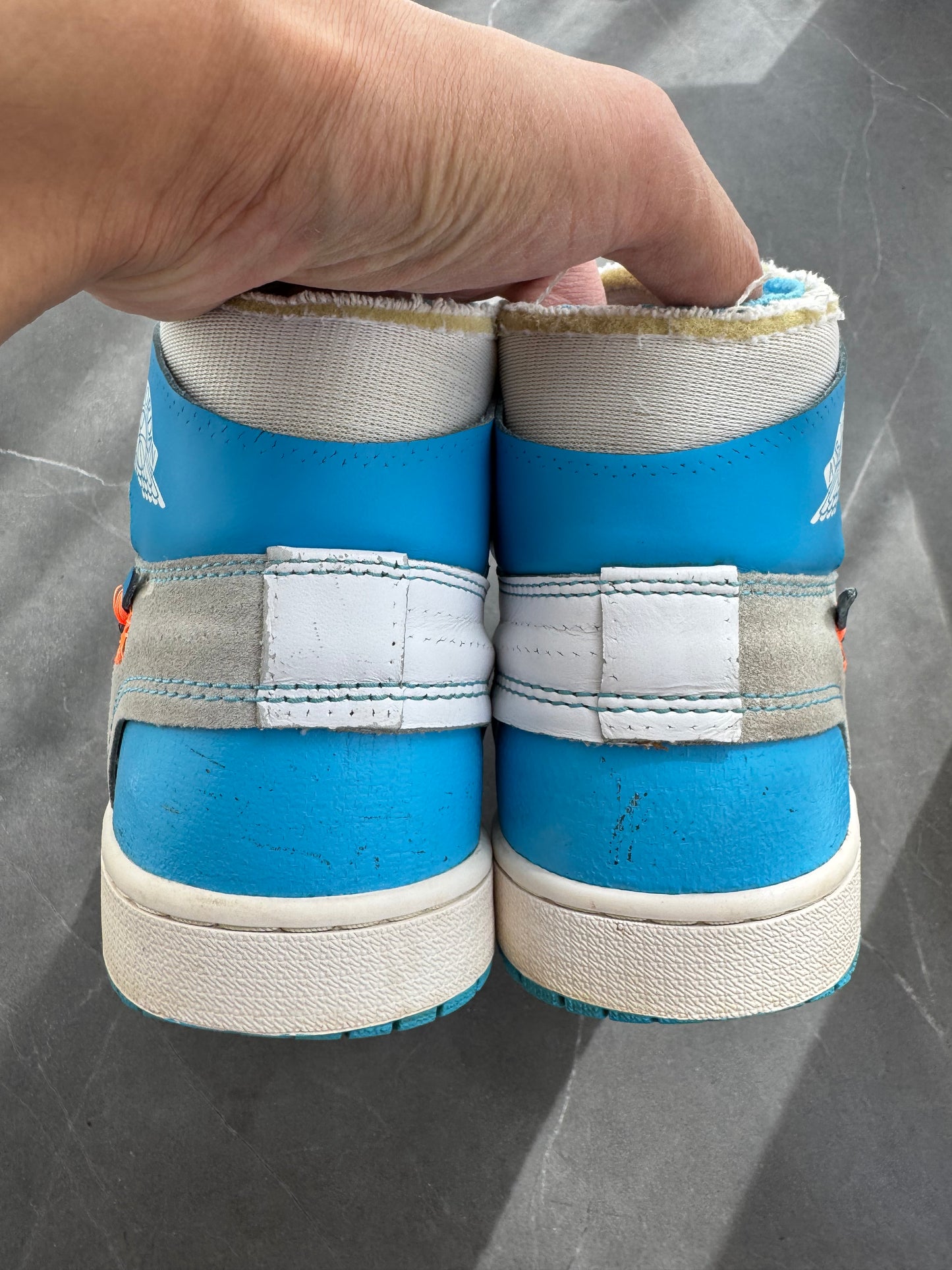 Air Jordan 1 High Off-White University Blue US10