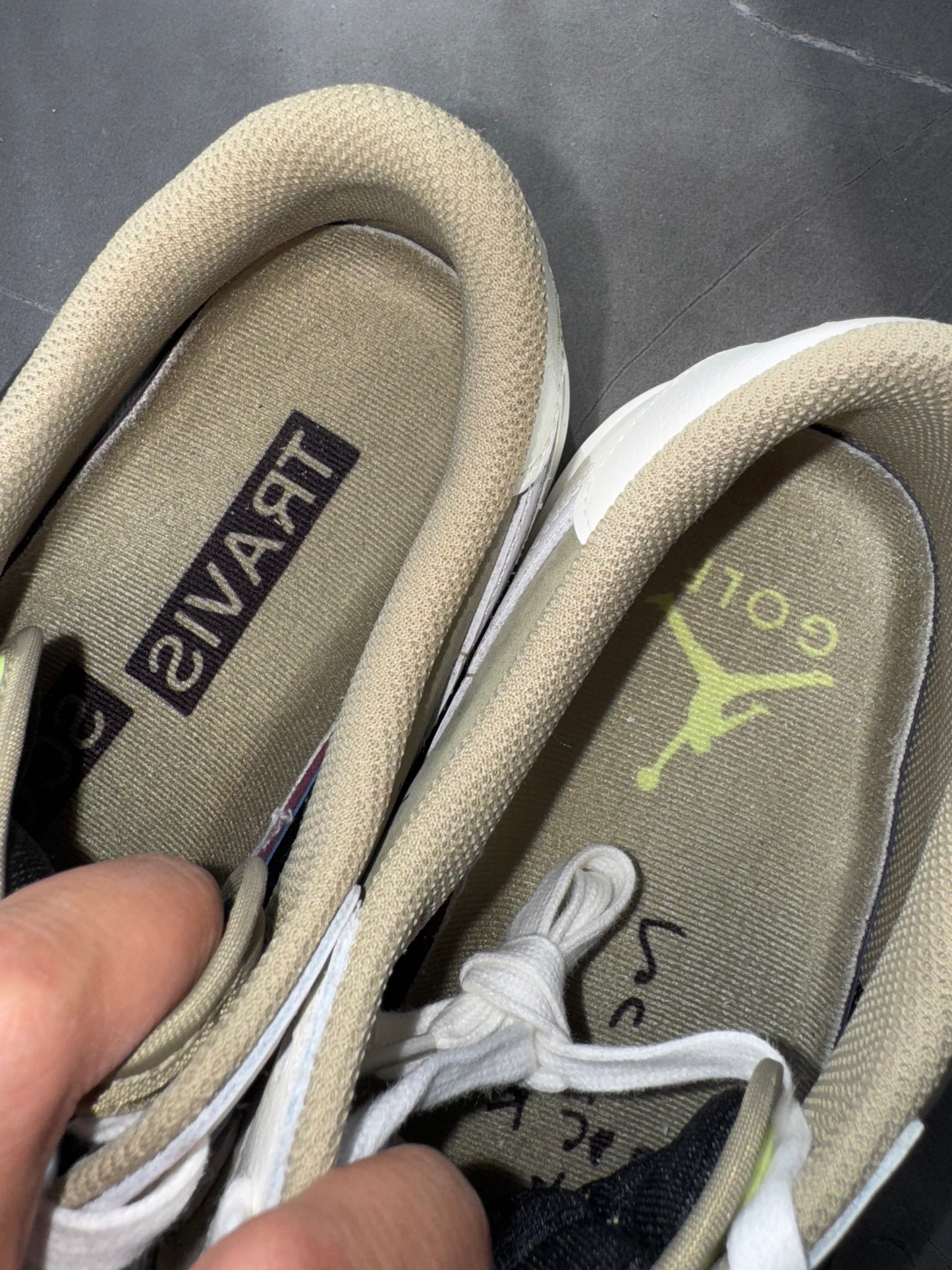 Air Jordan 1 Low Golf Travis Scott Netural Olive