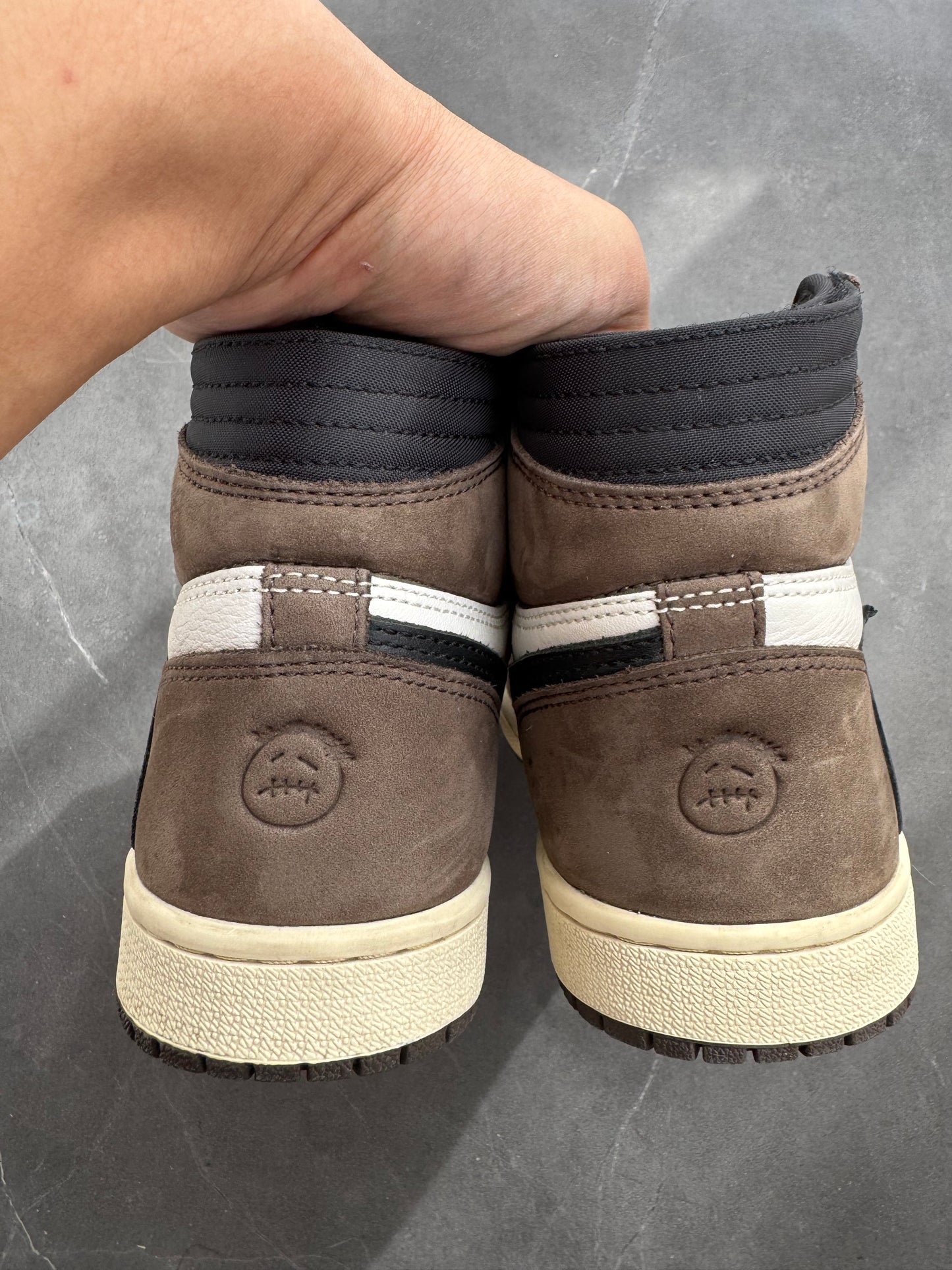 Air Jordan 1 High Travis Scott Mocha US4.5