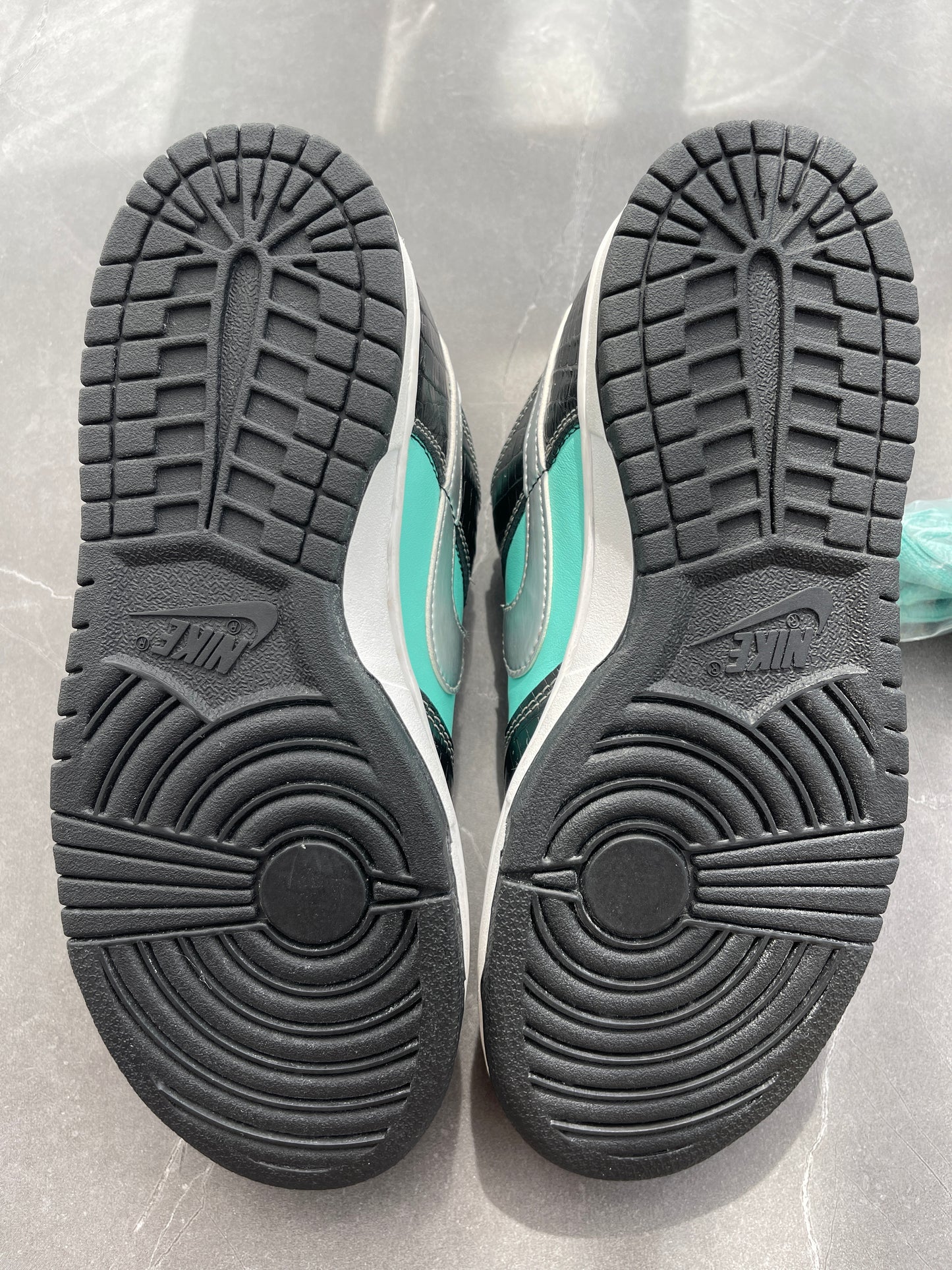 Dunk Low Pro SB Diamond Tiffany 2005 US7