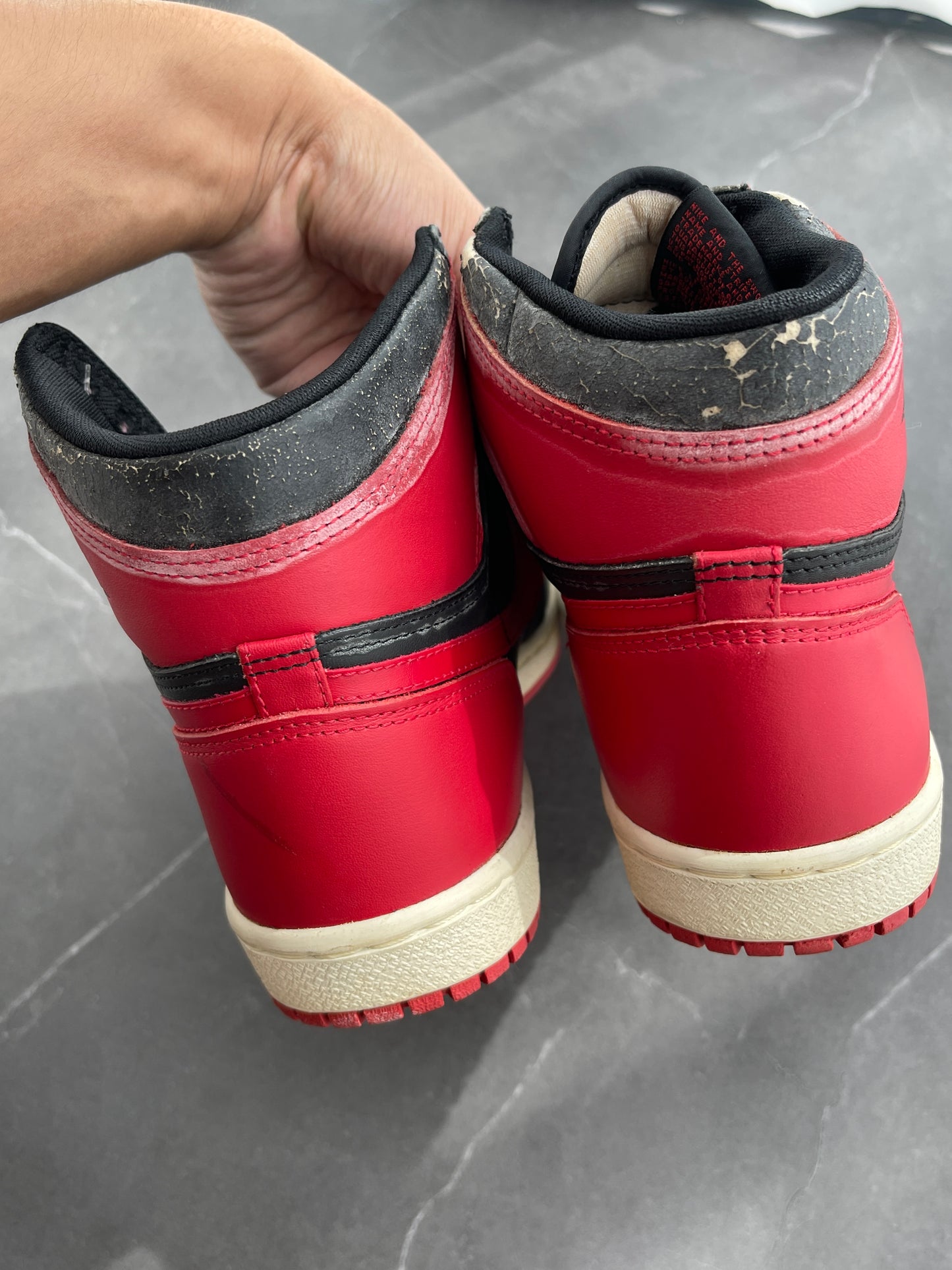 Air Jordan 1 High Black Red 1985 OG
