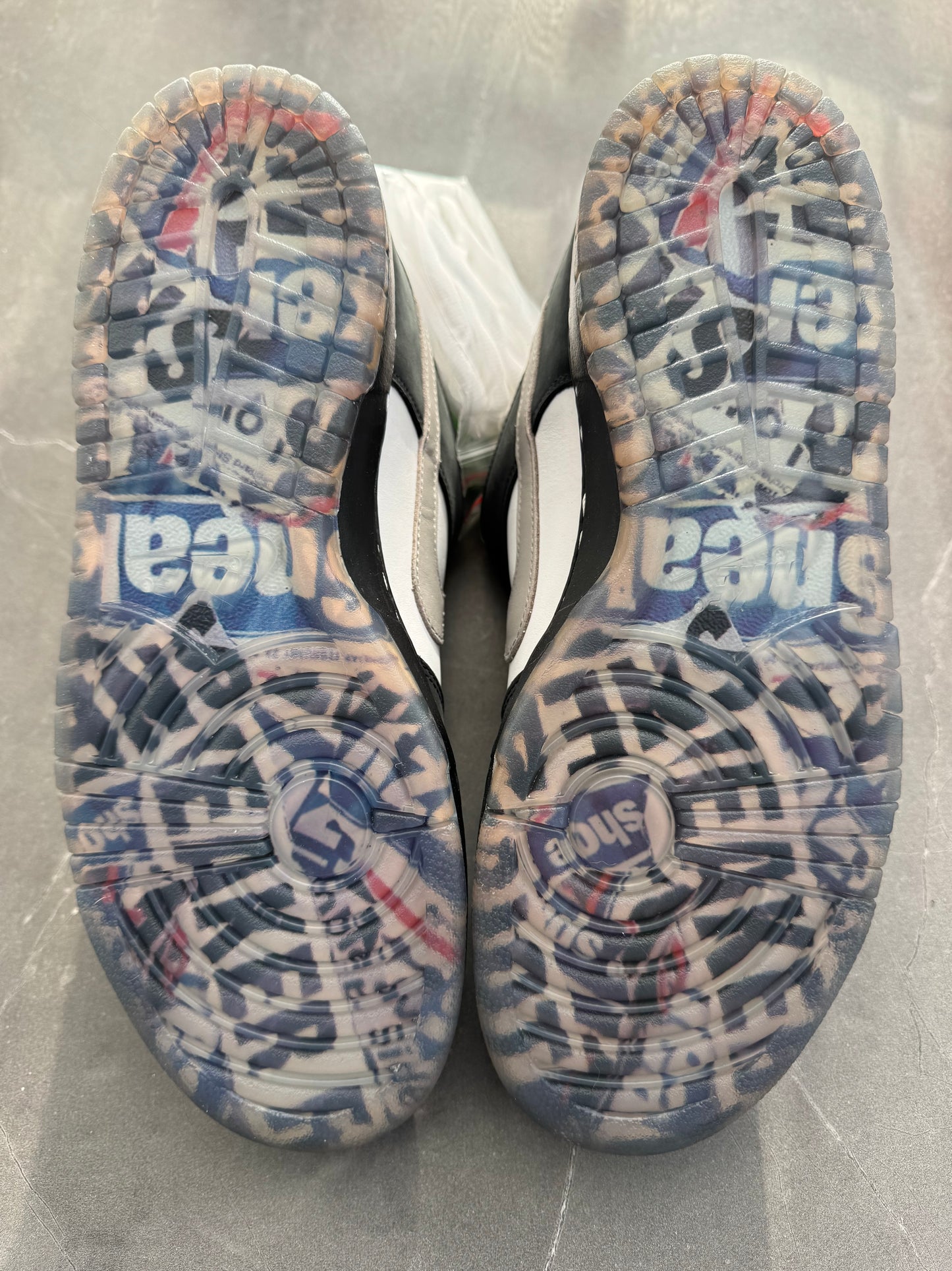 Dunk Low Pro SB Panda Pigeon US10.5