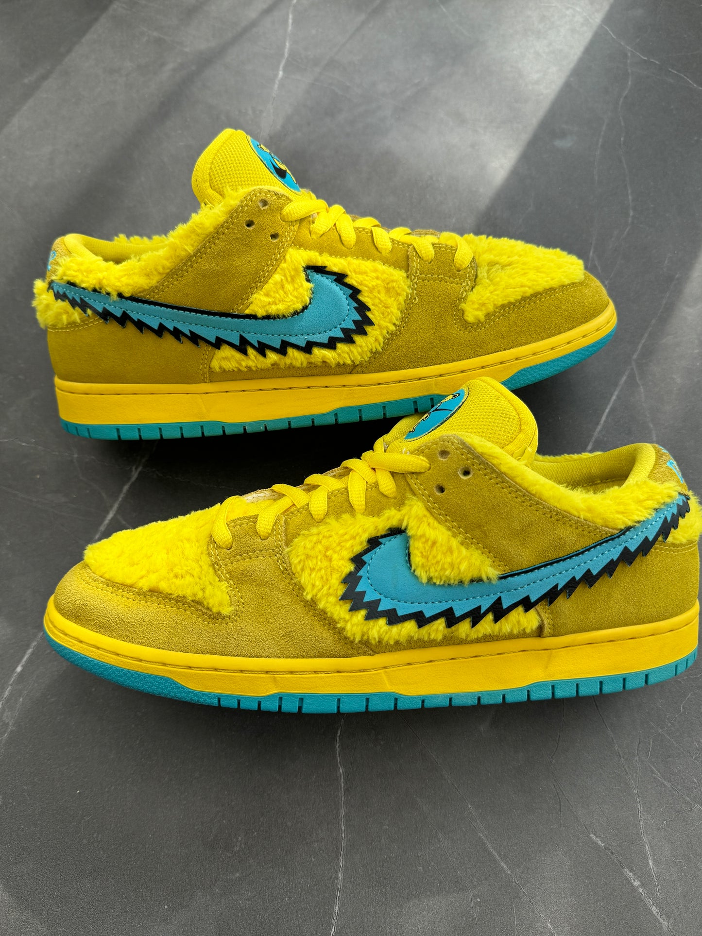 Dunk Low Pro SB Greatfuldead Bear Opti Yellow US11