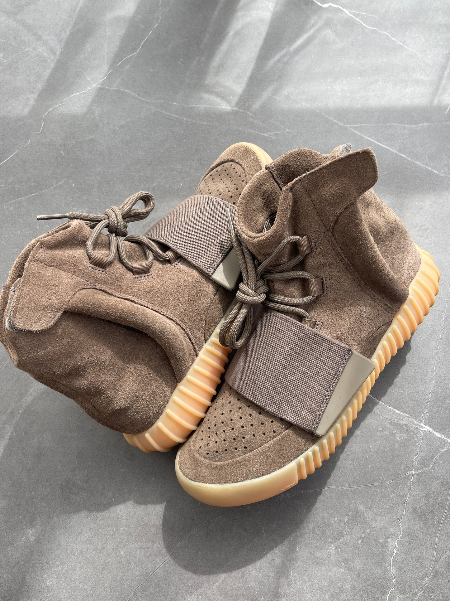 Adidas Yeezy Boost 750 Chocolate