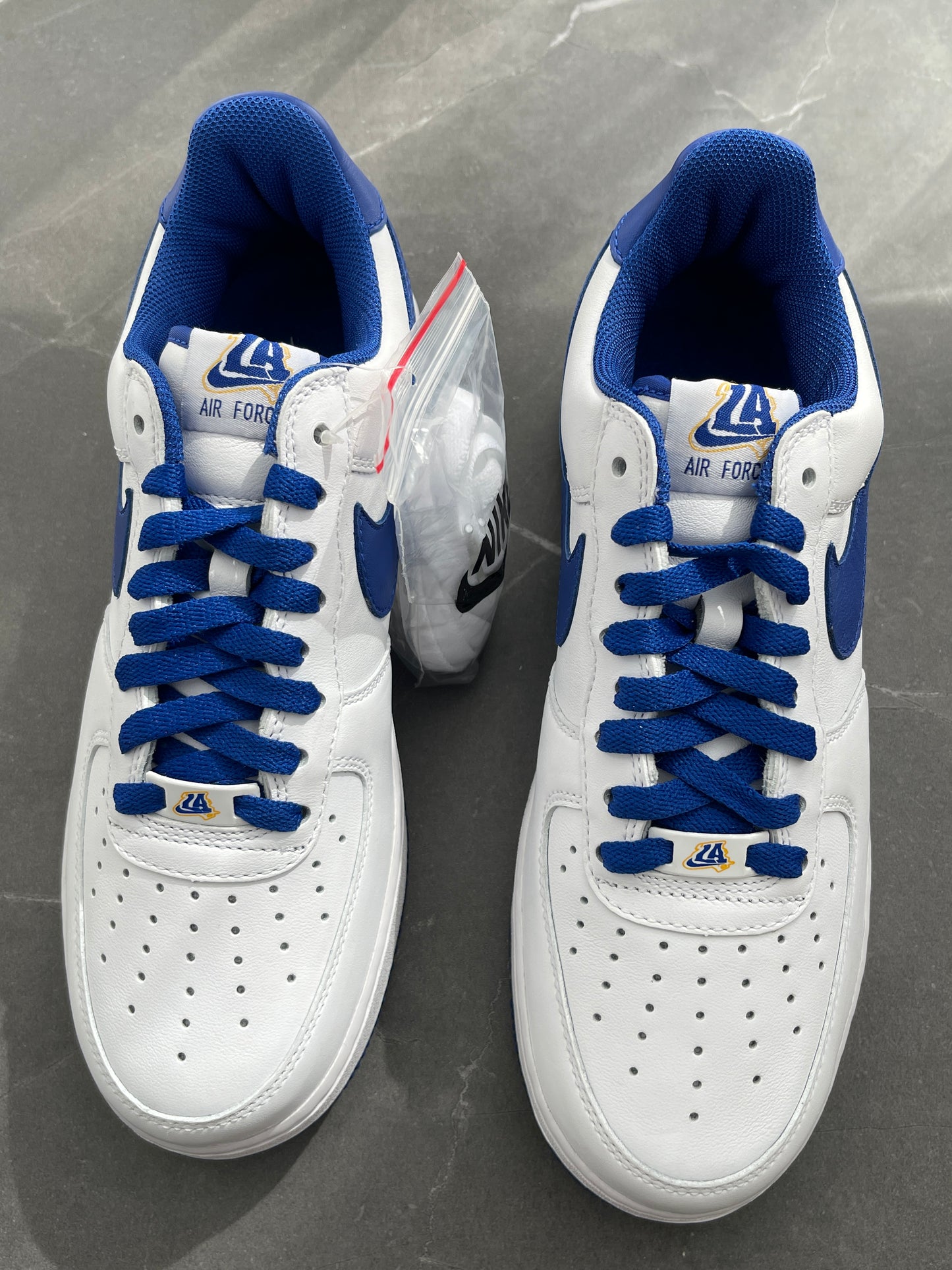 Air Force 1 Low LA Los Angeles Friends & Family Sample