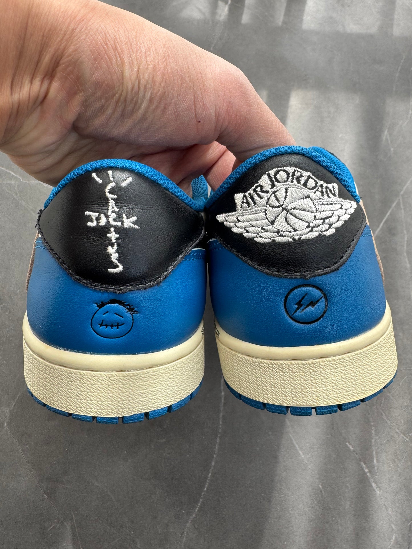 Air Jordan 1 Low Travis Scott Fragment Design US9.5