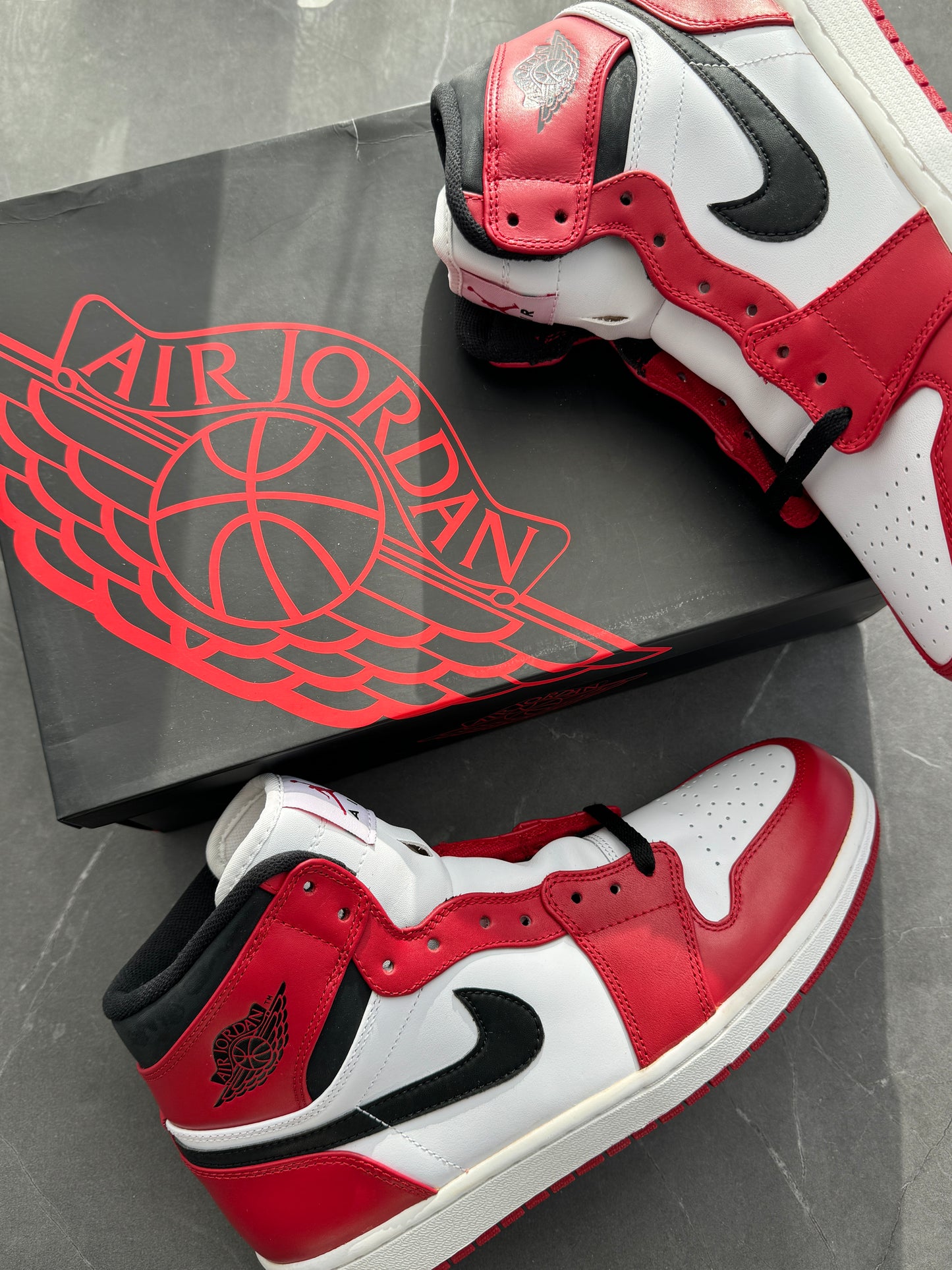 Air Jordan 1 High Chicago 2013