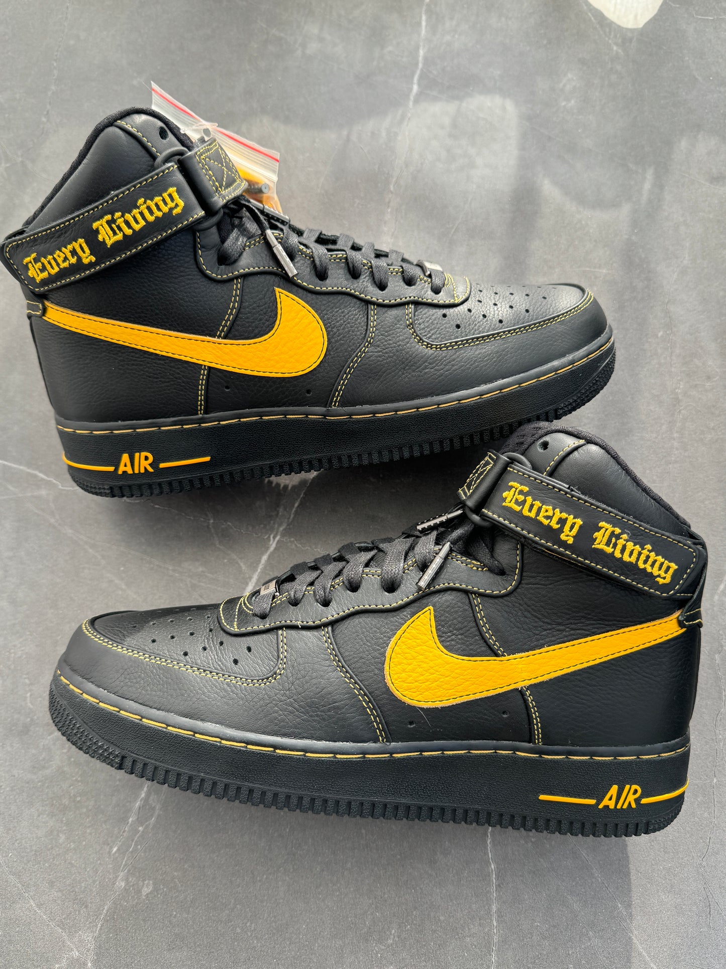 Air Force 1 High Vlone Black University Gold