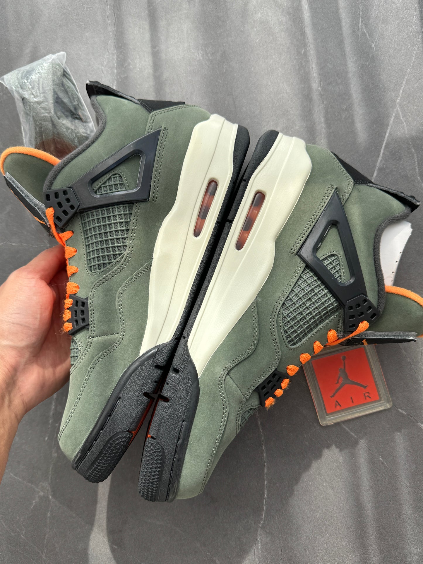 Air Jordan 4 Undefeated 2017