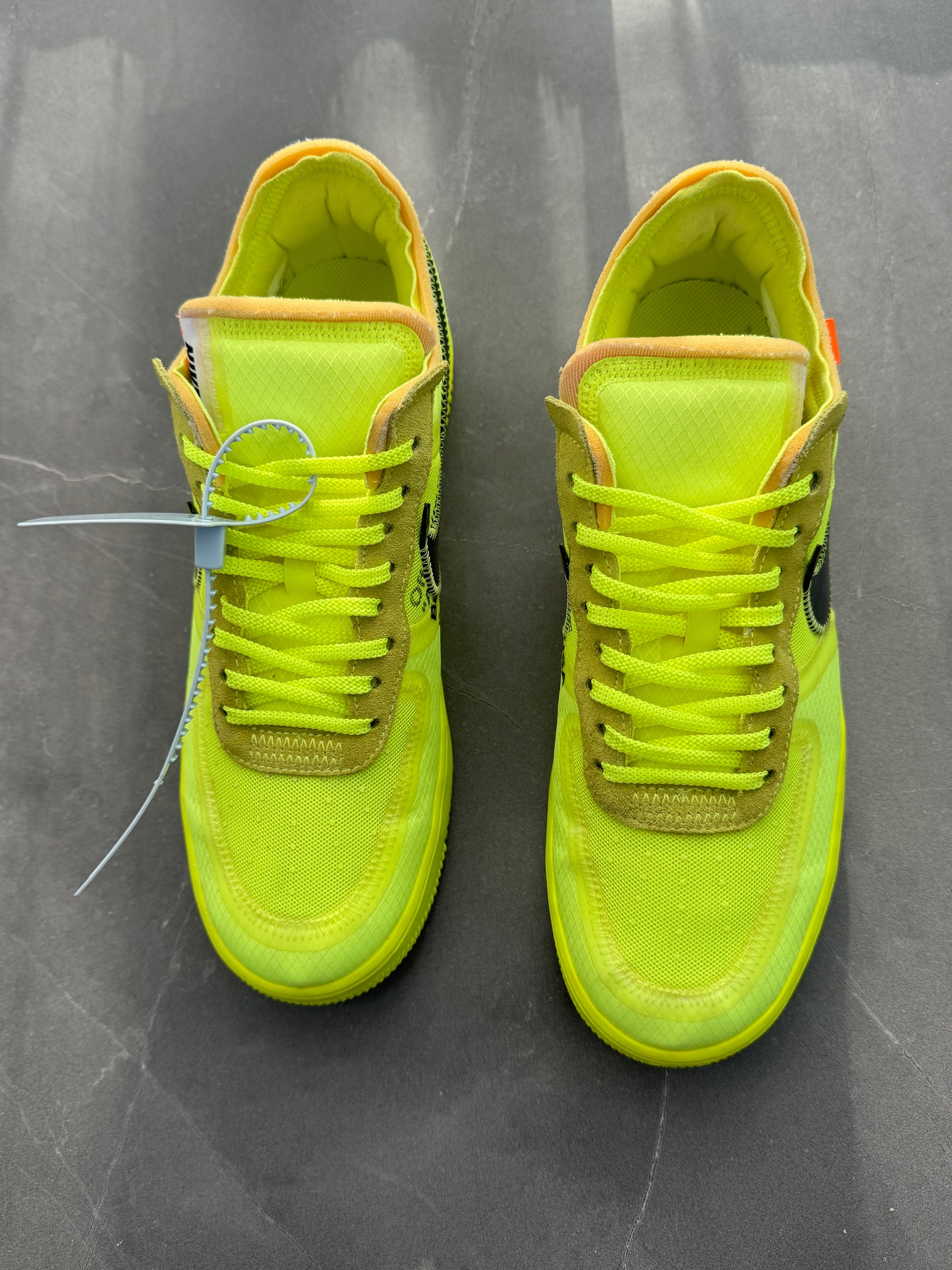Air Force 1 Low Off-White Volt US9.5