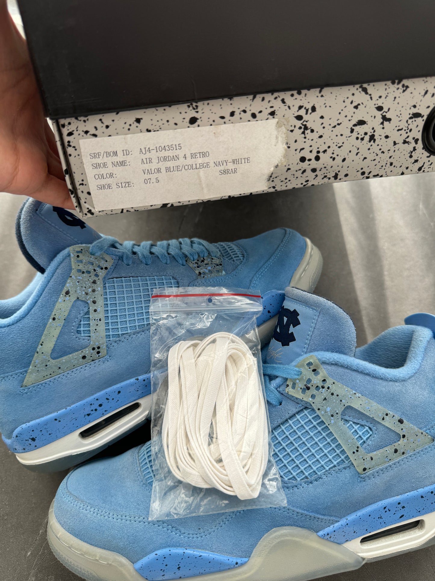 Air Jordan 4 UNC PE 2019 US7.5
