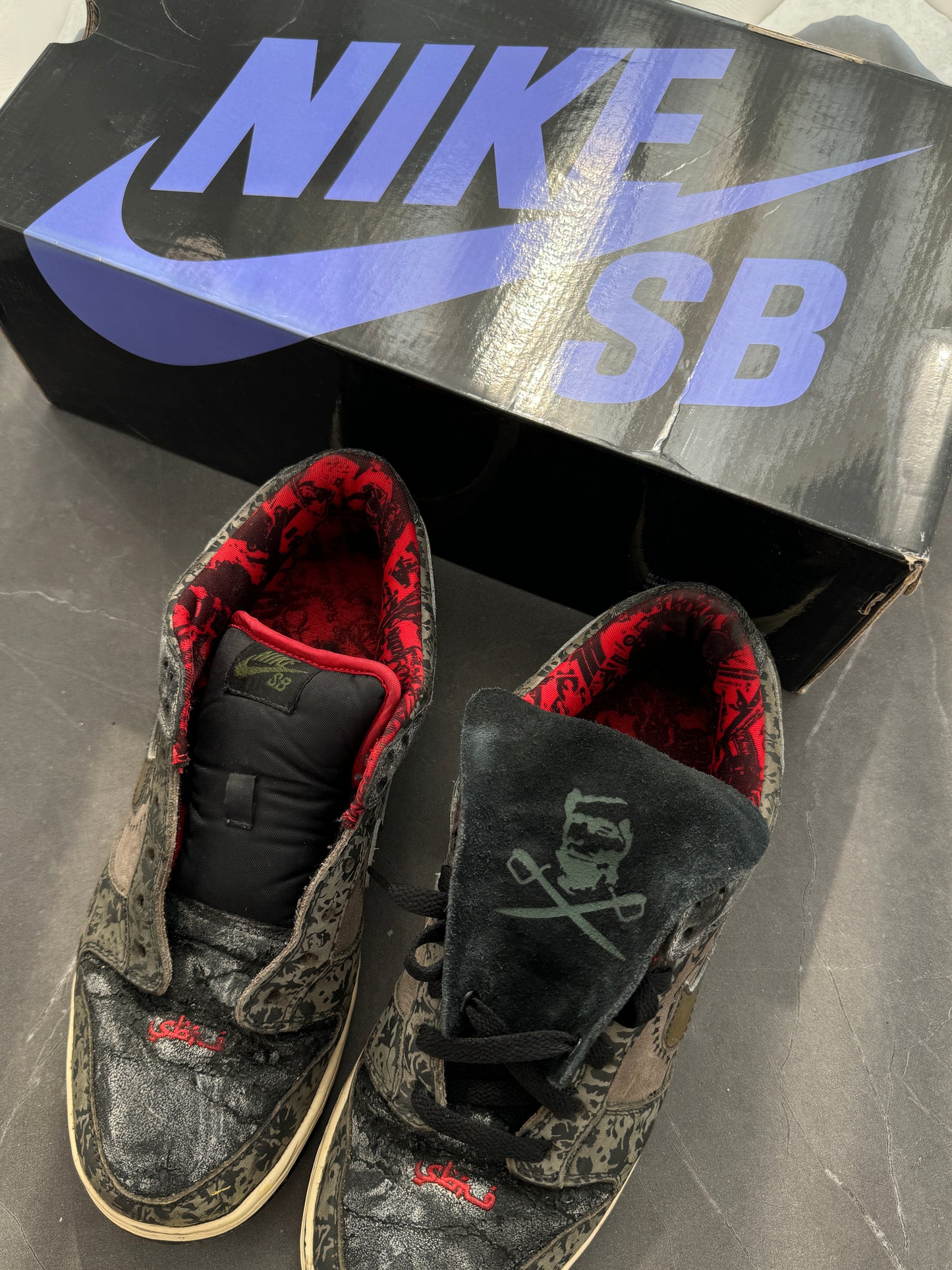 Dunk Low Premium SB SBTG 2006 US10