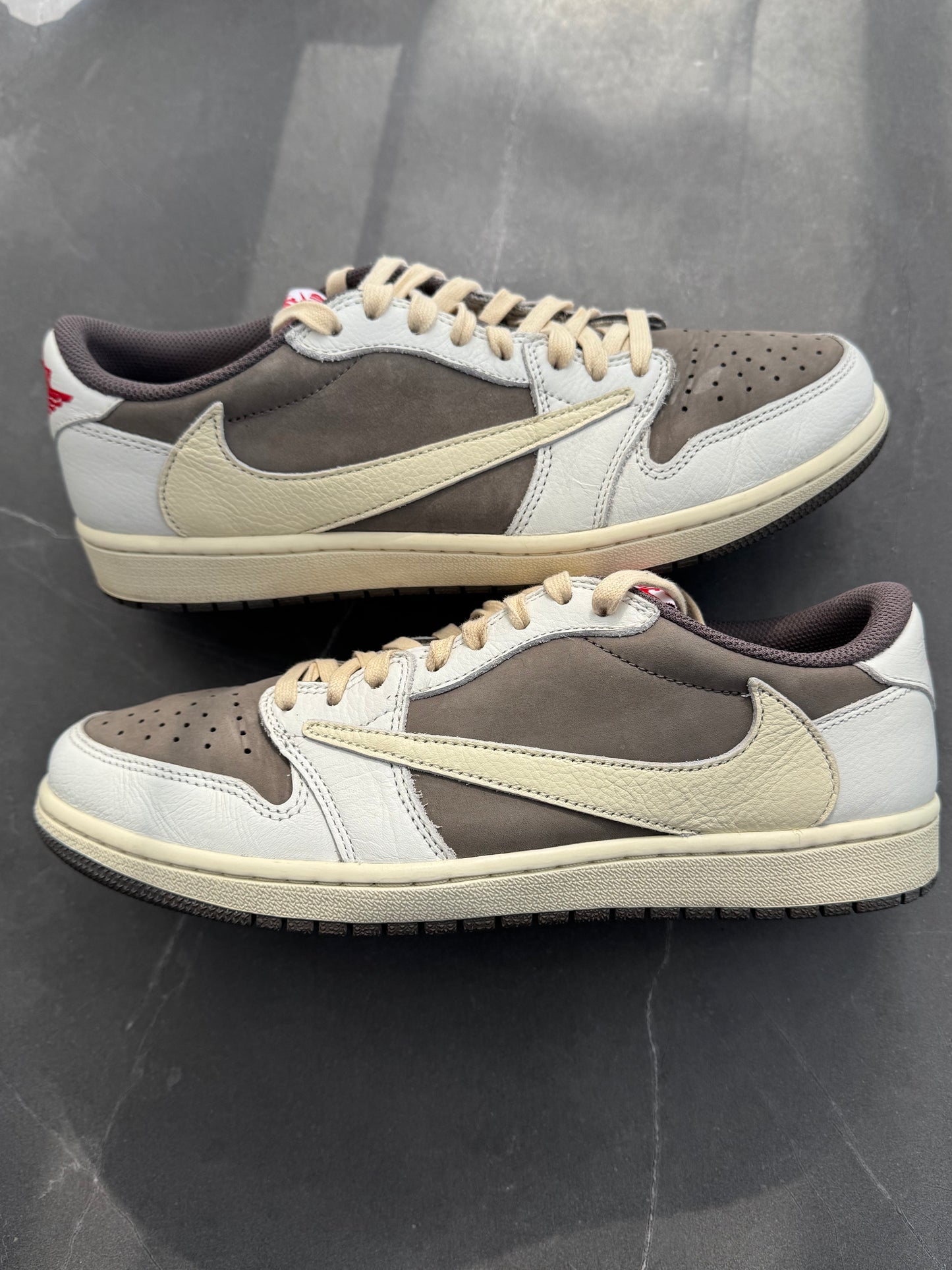 Air Jordan 1 Low Travis Scott Reverse Mocha