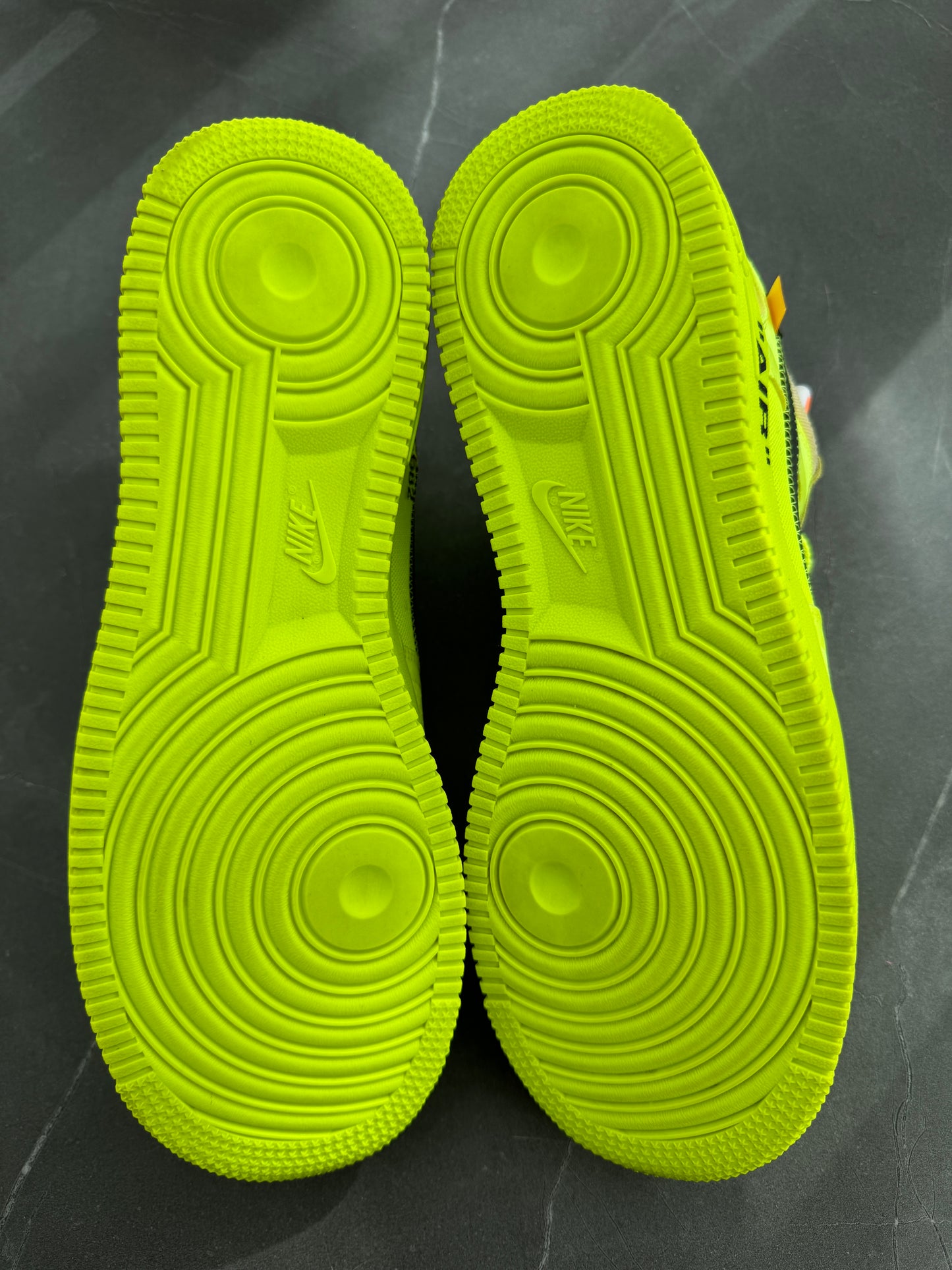 Air Force 1 Low Off-White Volt