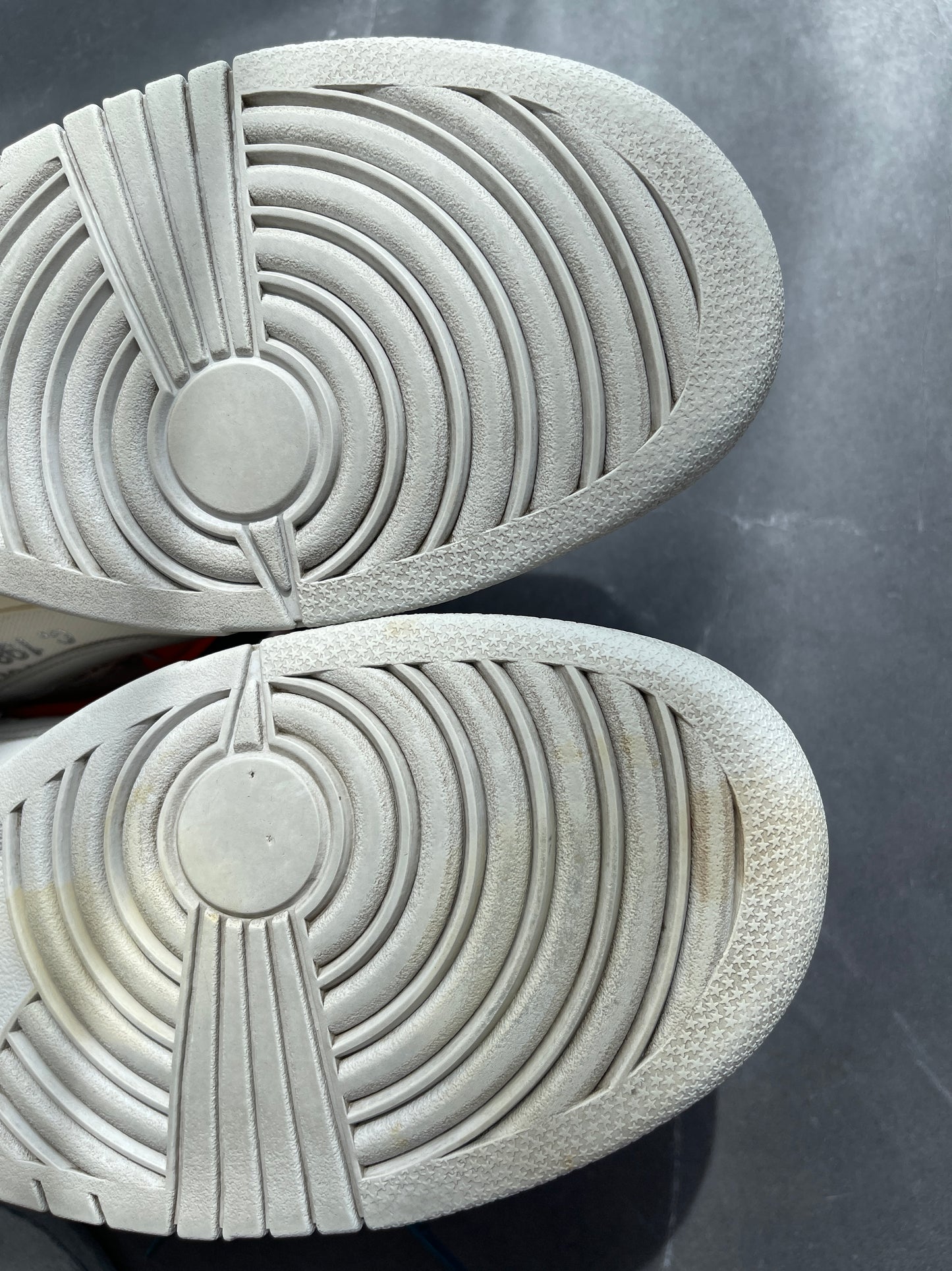 Dunk Low Off-White Lot44