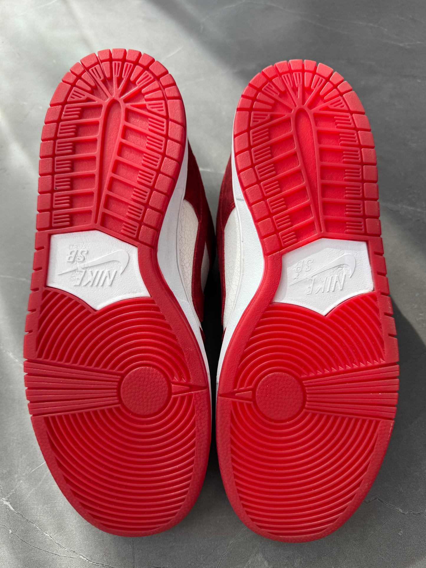 Dunk Low Premium SB Valentines Day 2013