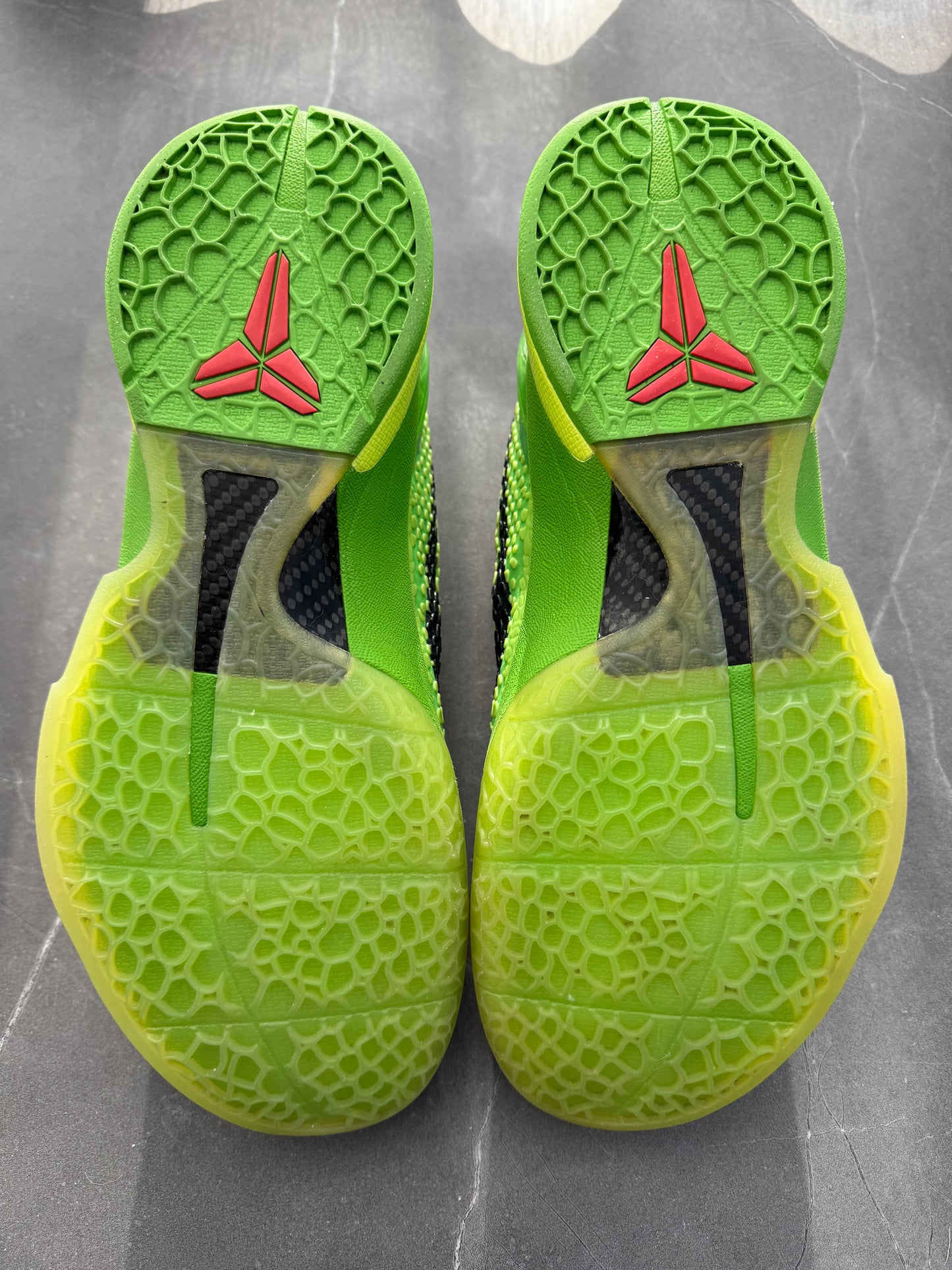 Nike Kobe 6 Protro Grinch 2020