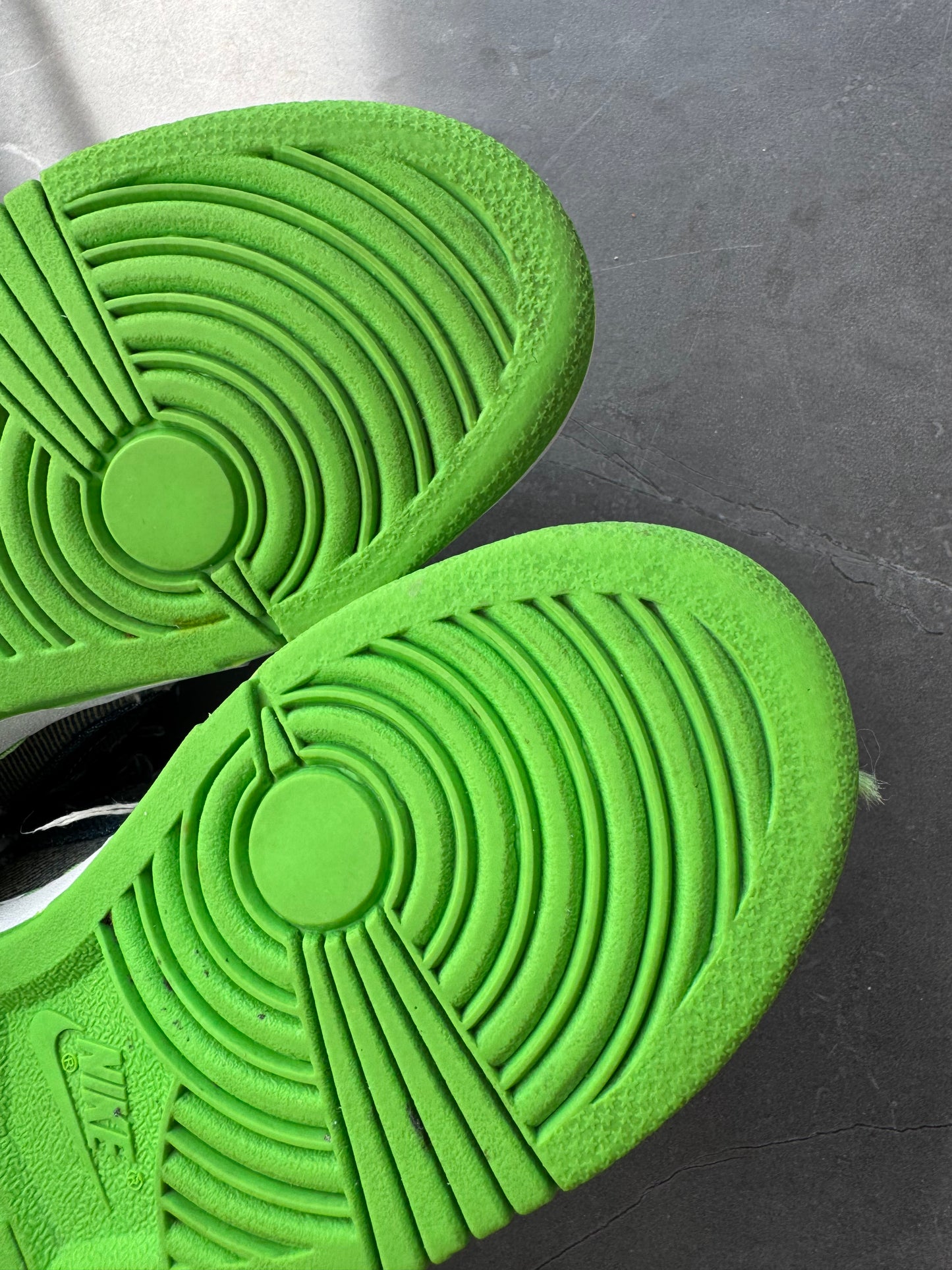 Dunk Low GS Hulk Denim 2004 US5