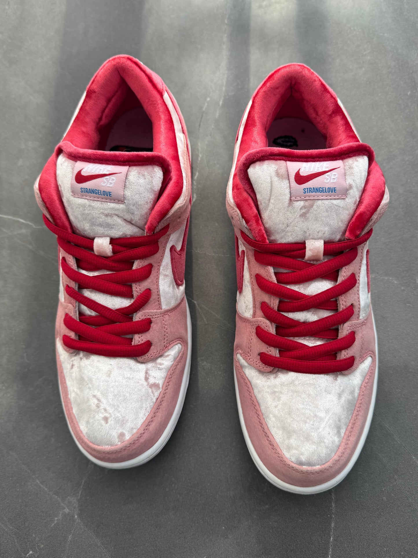 Dunk Low Pro SB Strange Love US11
