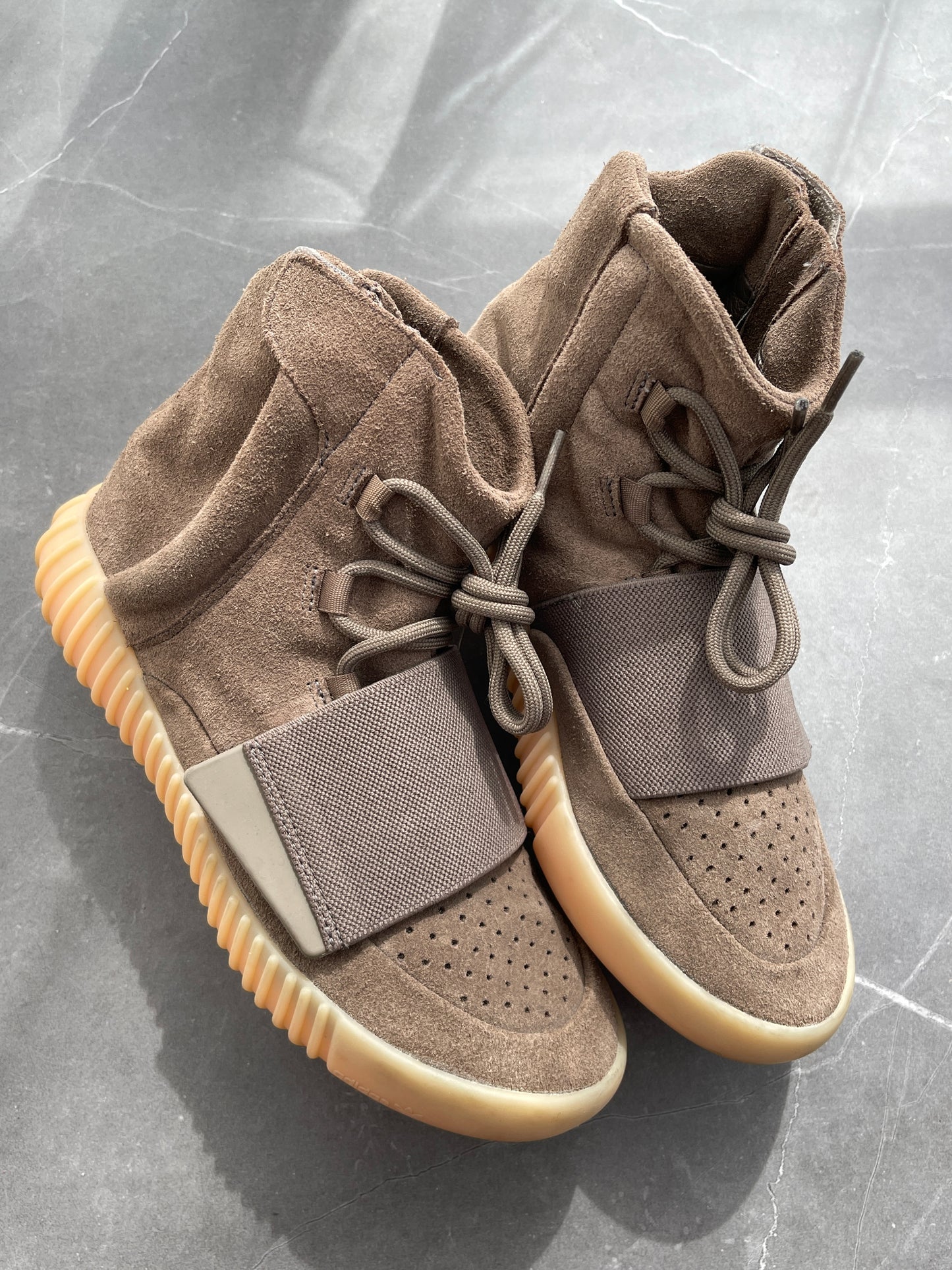 Adidas Yeezy Boost 750 Chocolate