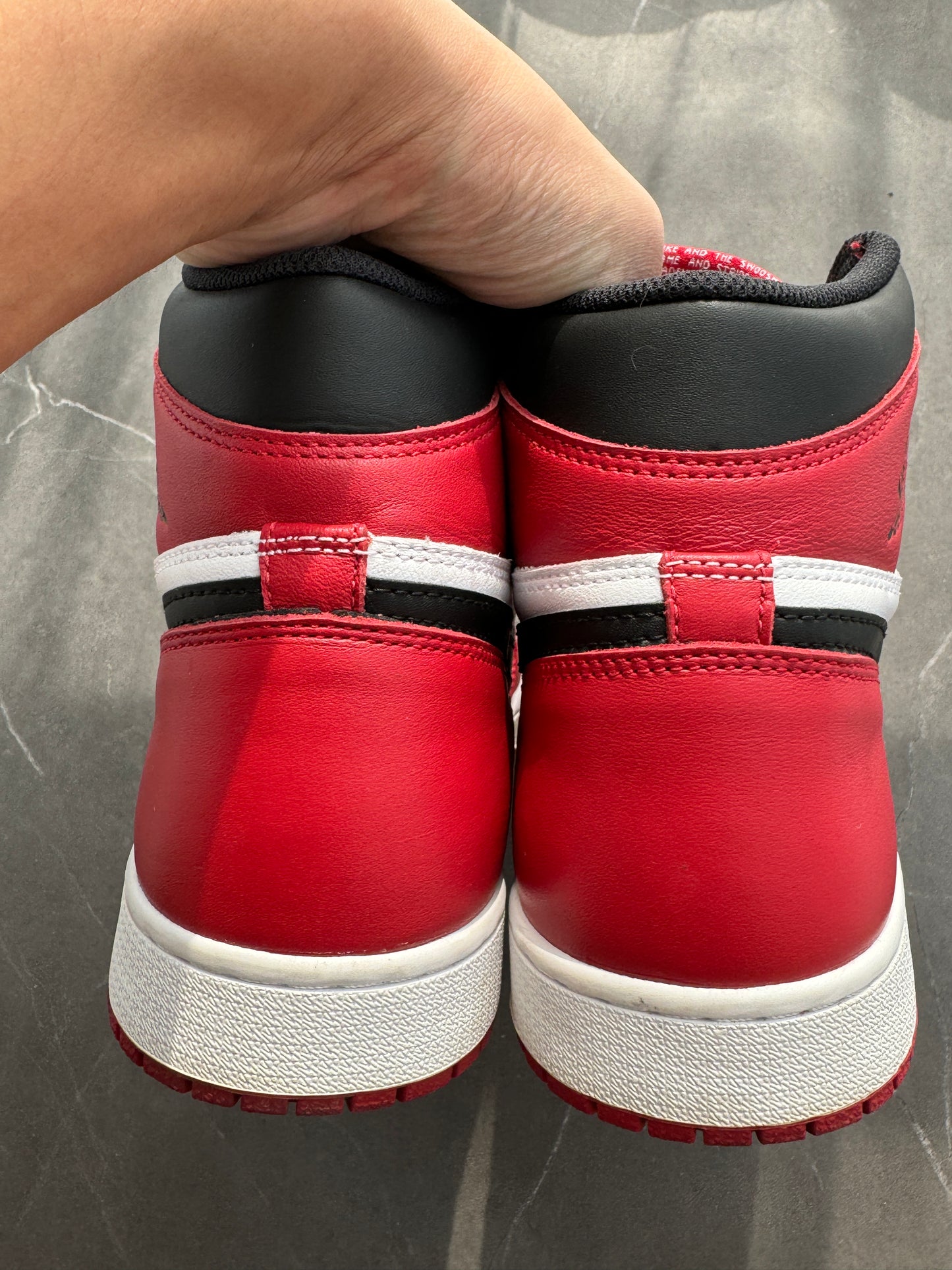 Air Jordan 1 High Chicago 2015 US12