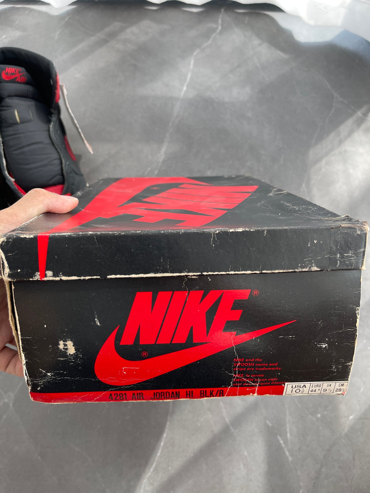 Air Jordan 1 High Black Red 1985 OG