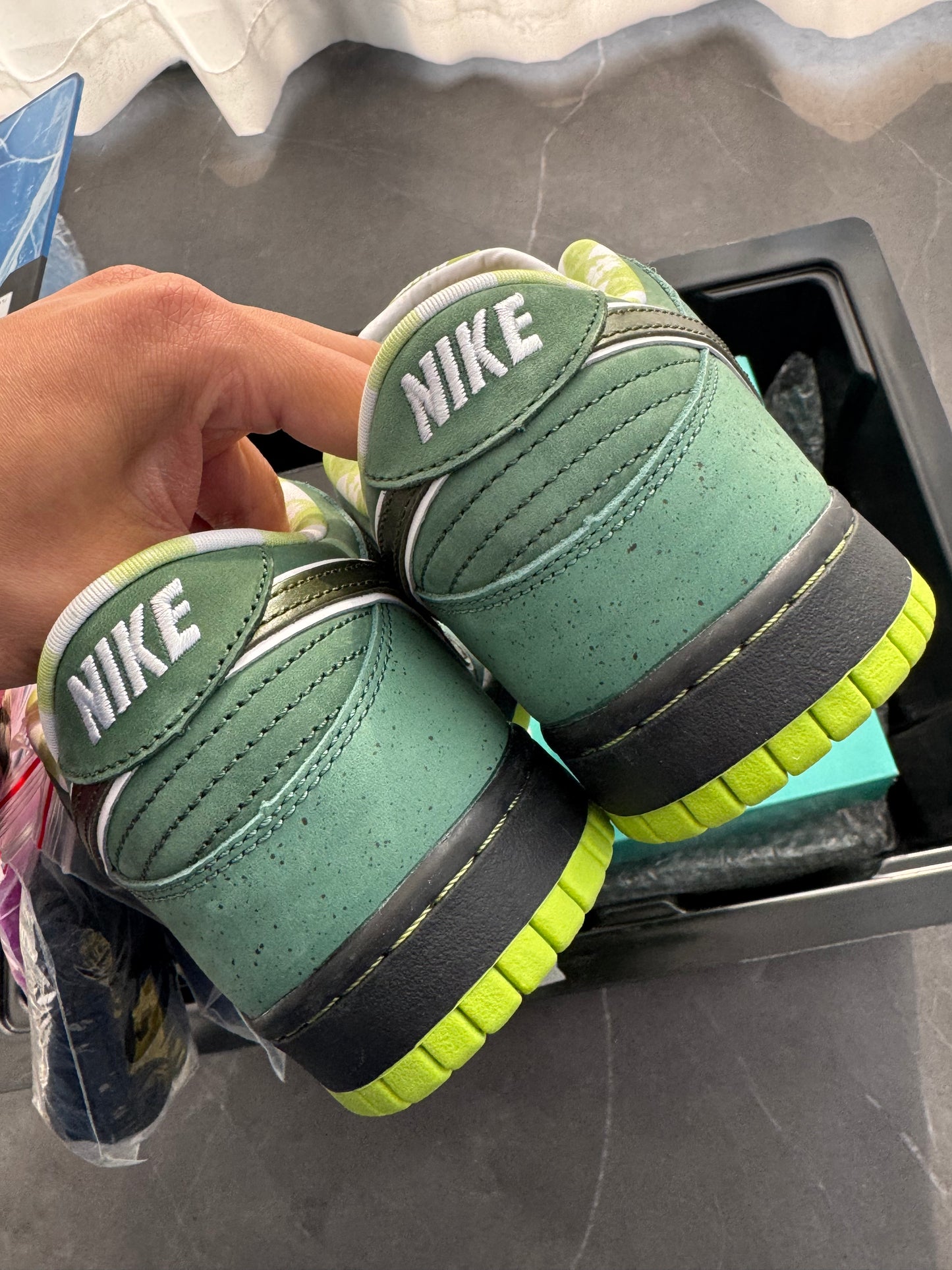 Dunk Low Pro SB Green Lobster Special Box US8.5