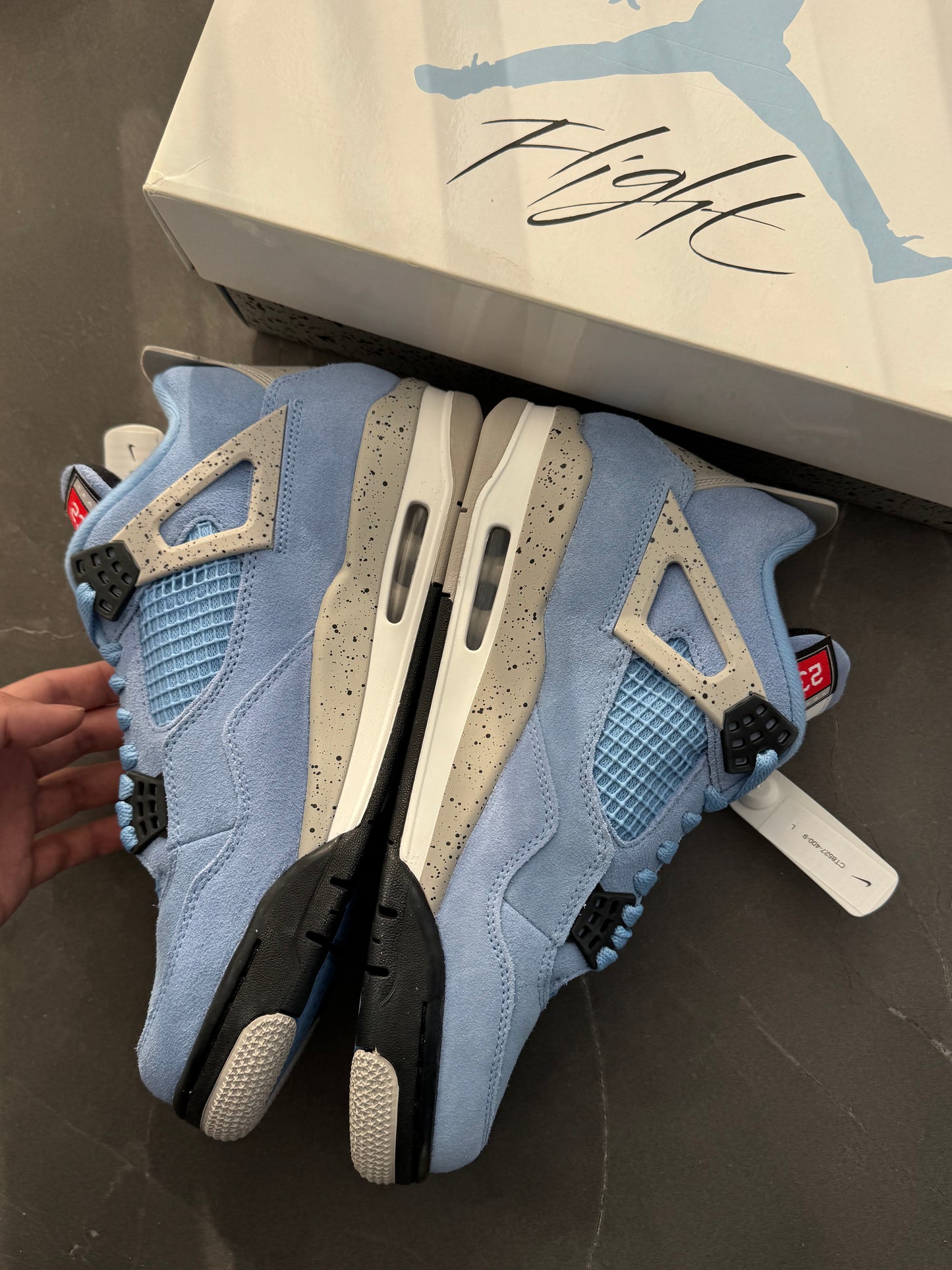 Air Jordan 4 University Blue