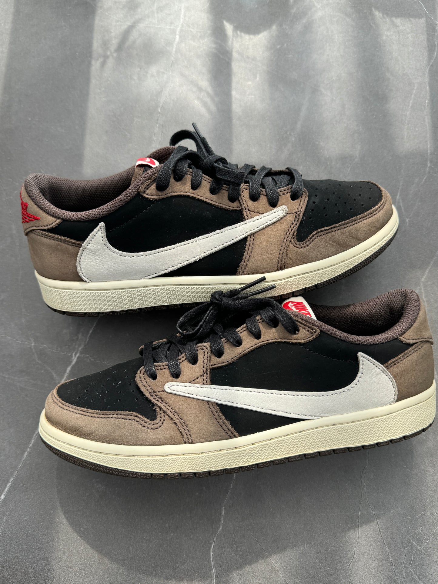 Air Jordan 1 Low Travis Scott Mocha US9