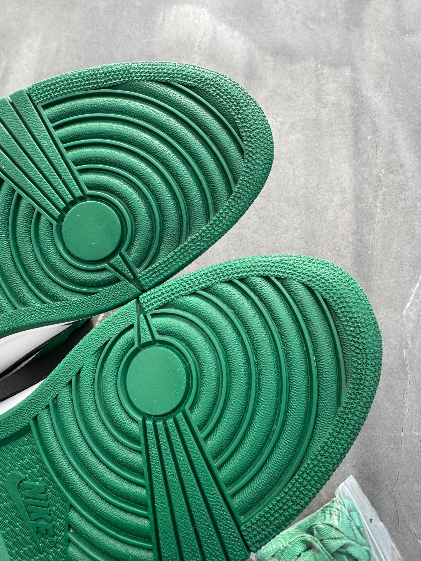 Air Jordan 1 High DMP Celtics 2009 US11