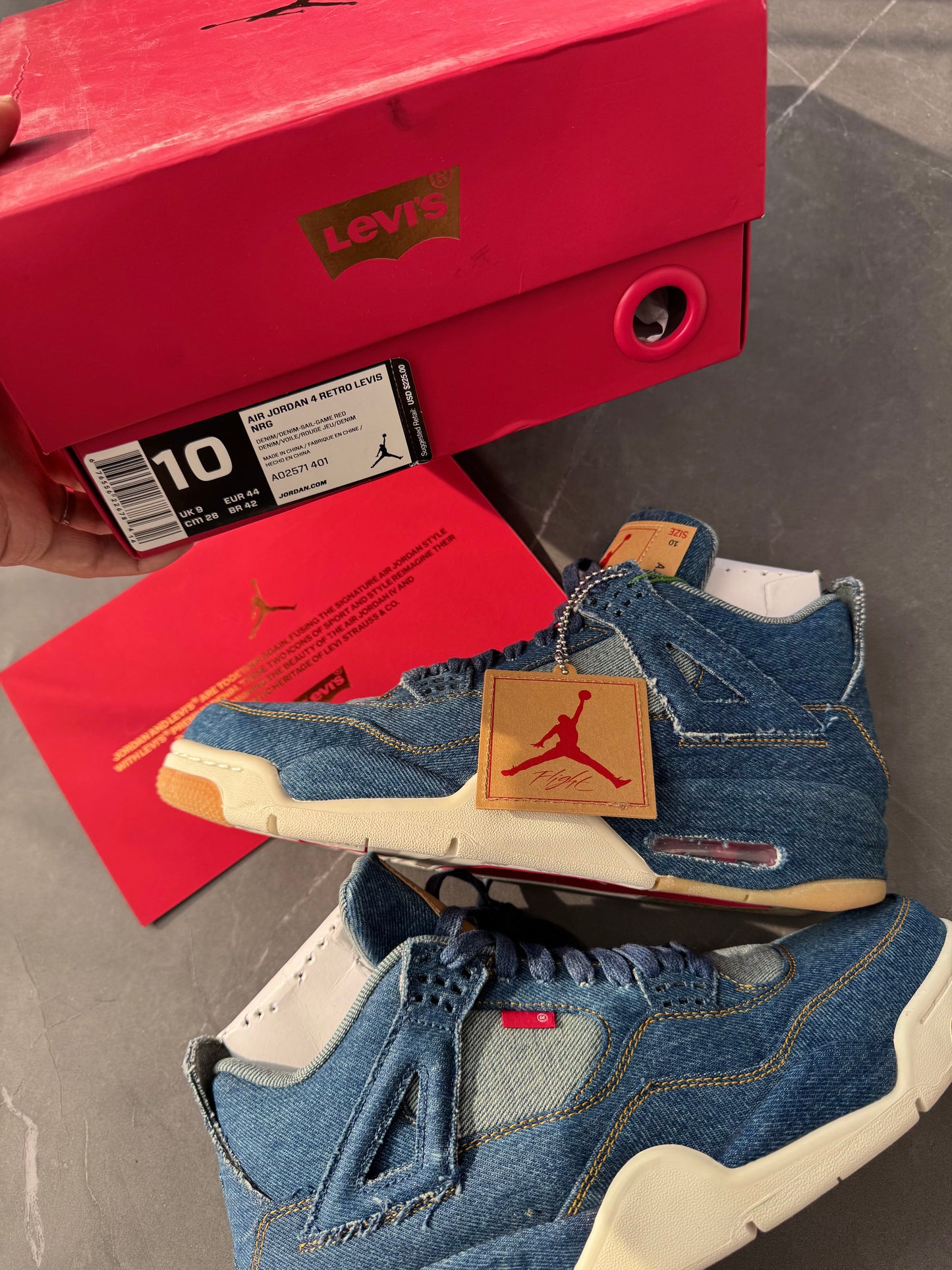 Air Jordan 4 Levi's Blue Denim Blank Tag