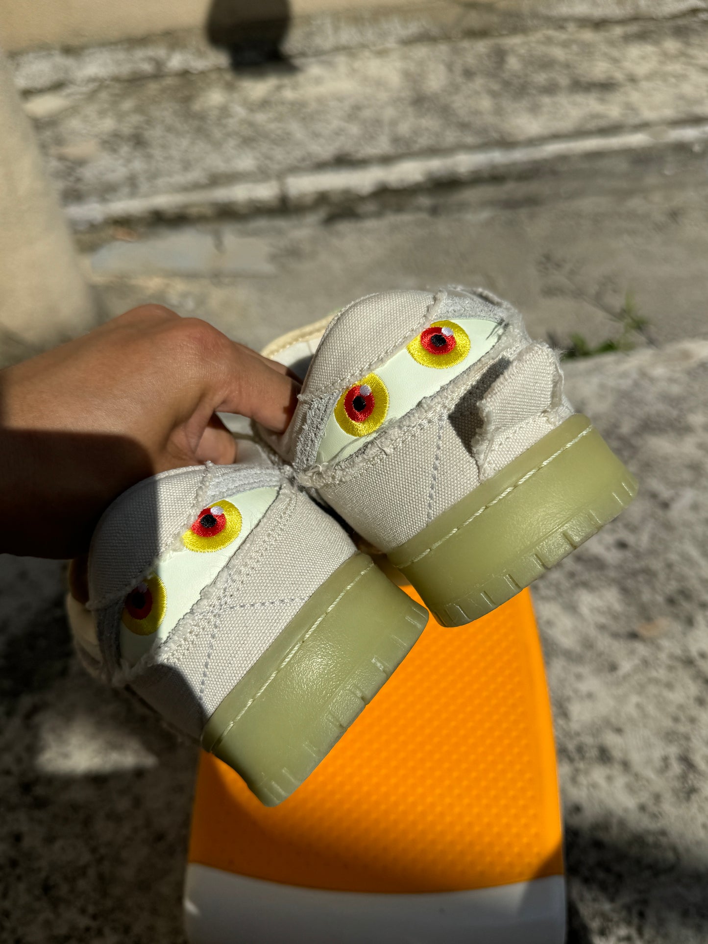 1️⃣4️⃣ Dunk Low Pro SB Mummy US9