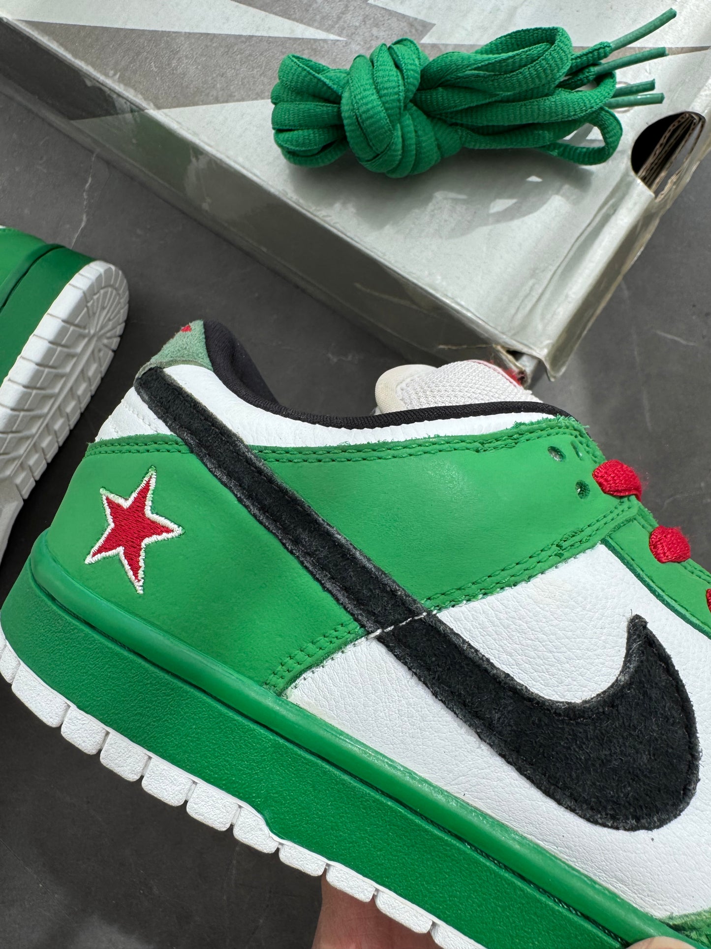 Dunk Low Pro SB Heineken 2003 US9.5